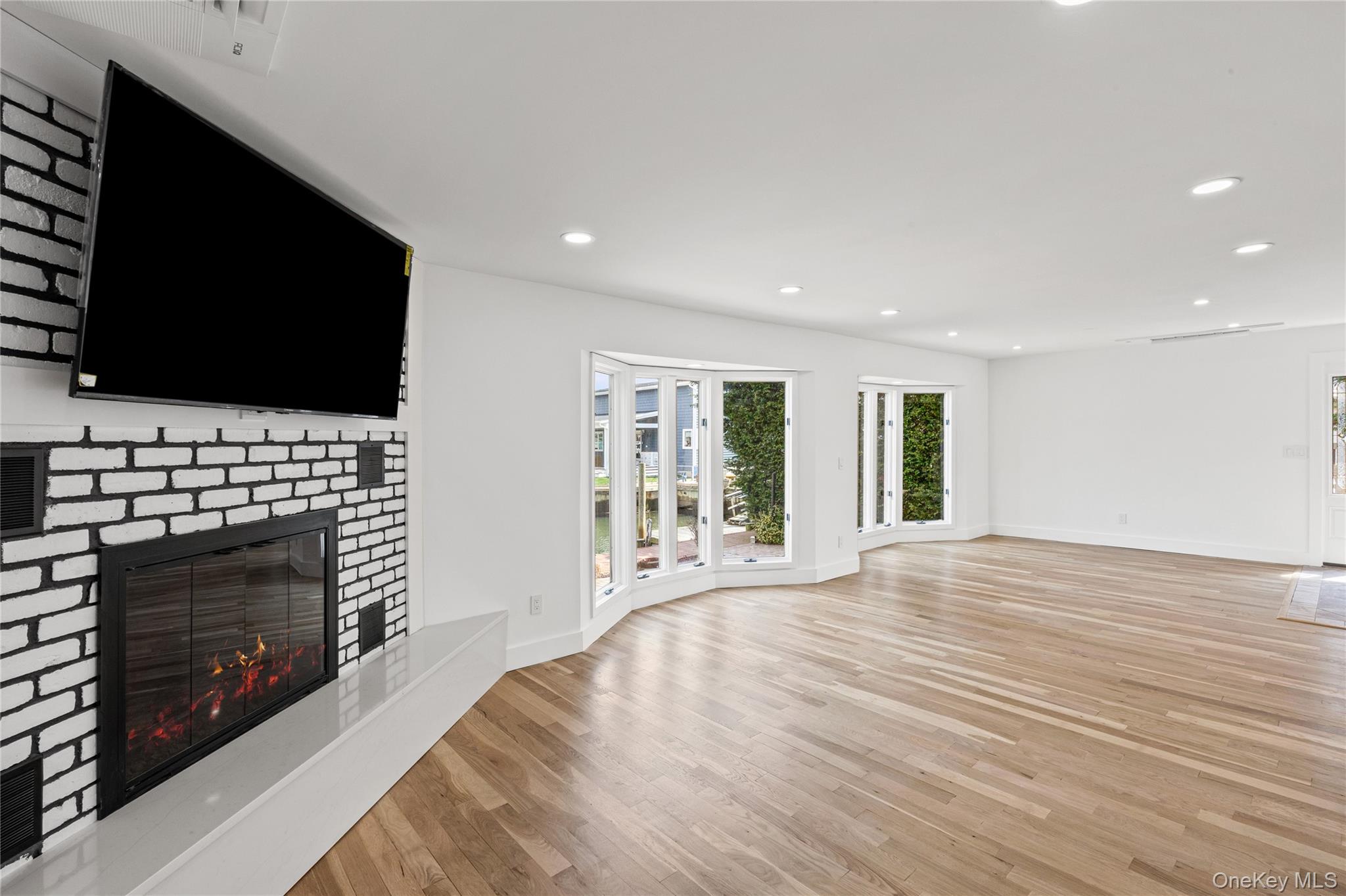 119 Alhambra Road – For Sale photo 5