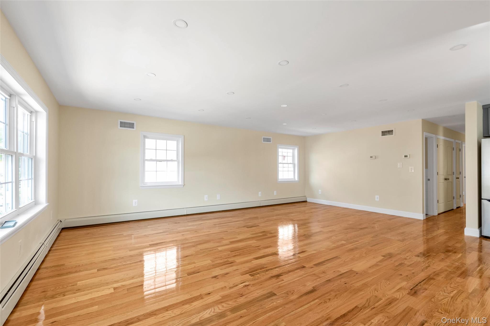 247-13 139th Avenue – For Sale photo 3
