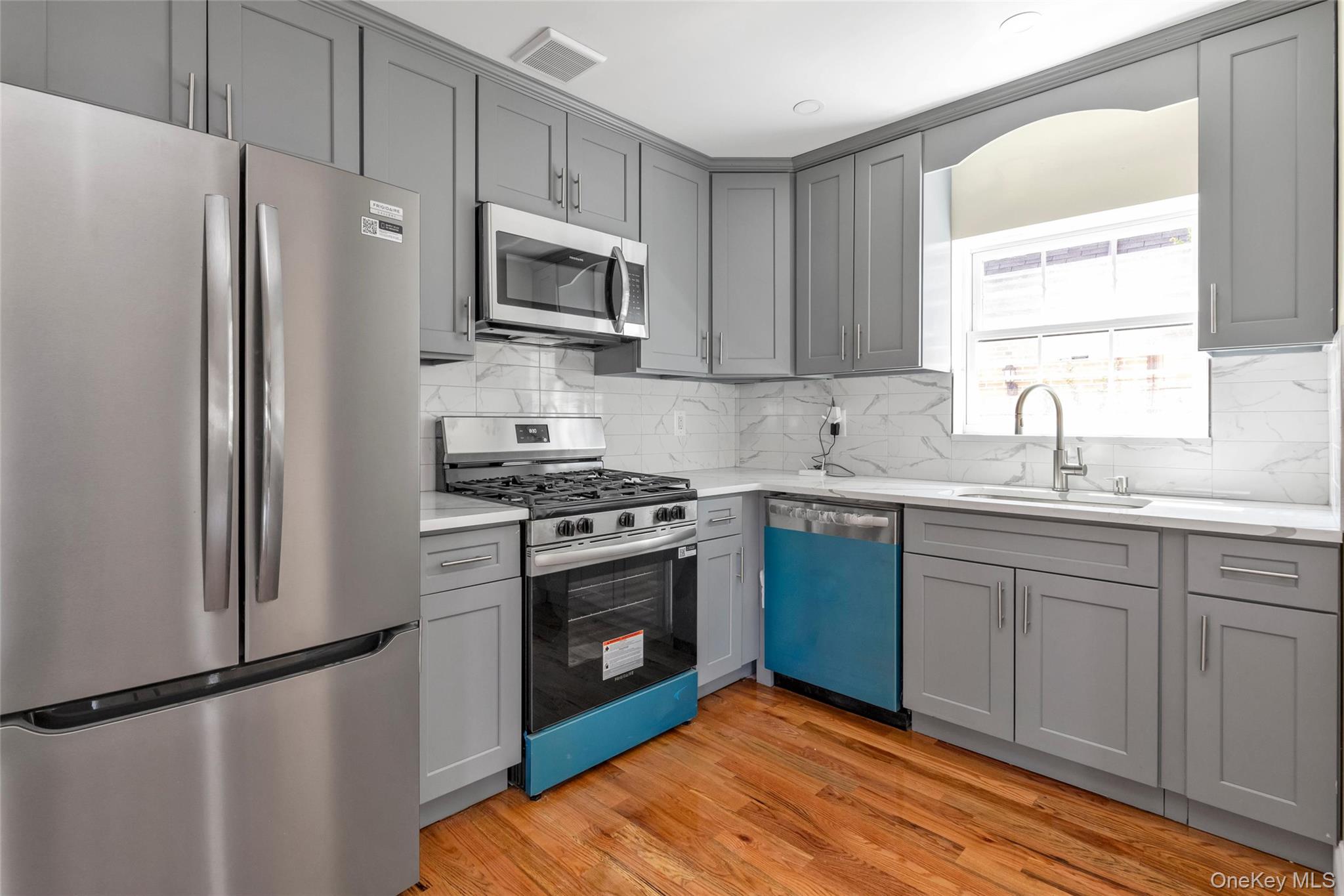 247-13 139th Avenue – For Sale photo 8
