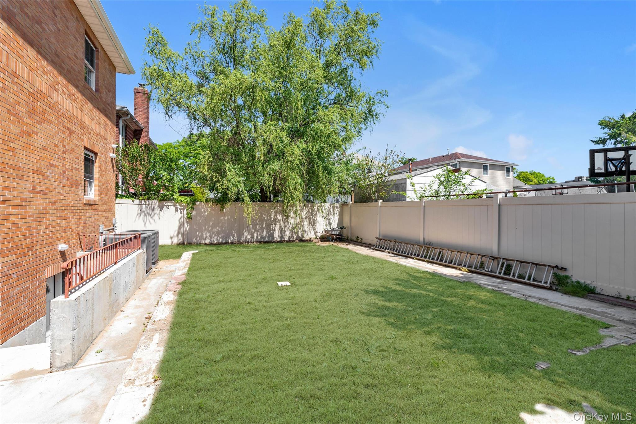 247-13 139th Avenue – For Sale photo 21