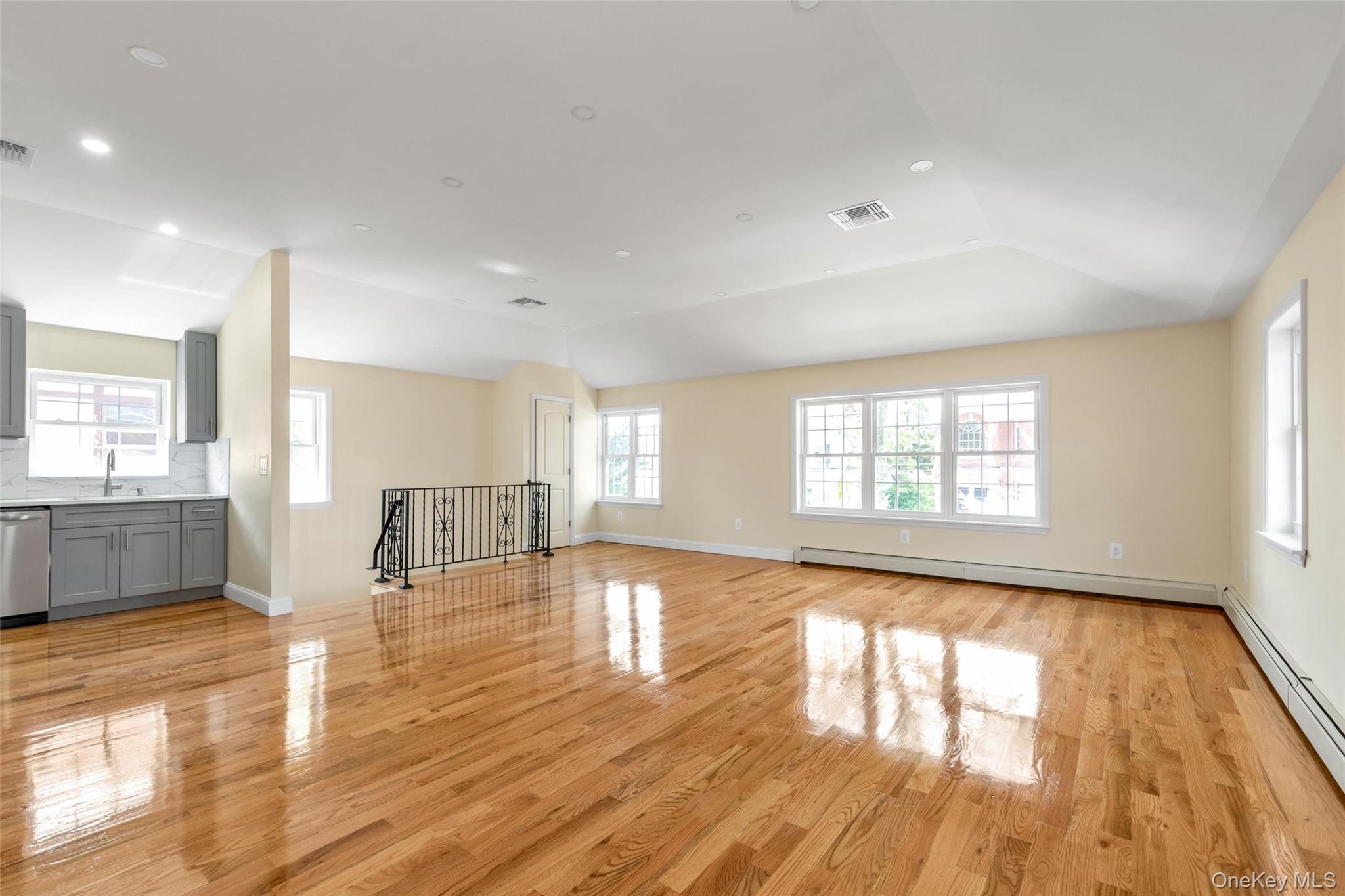 247-13 139th Avenue – For Sale photo 19