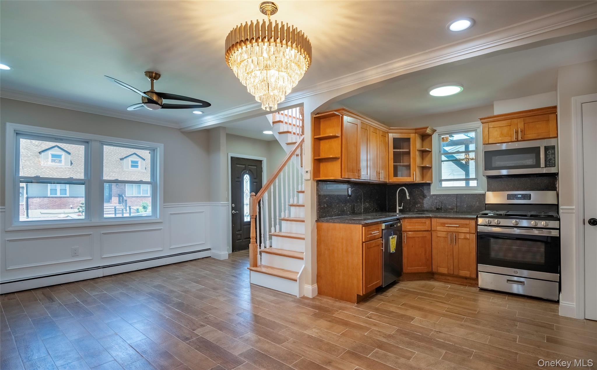 459 Roquette Avenue – For Sale photo 3