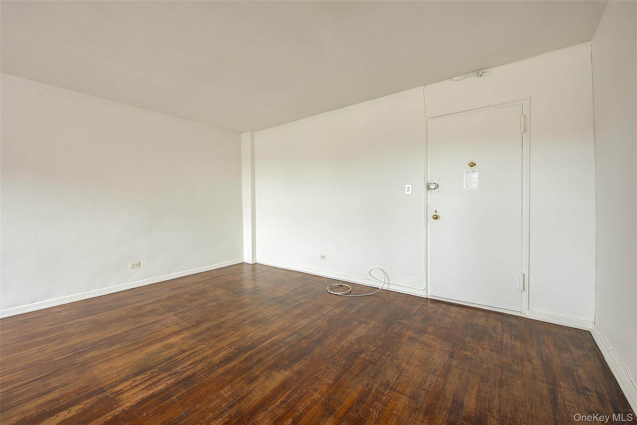63-45 Saunders Street, Unit 6H photo 8