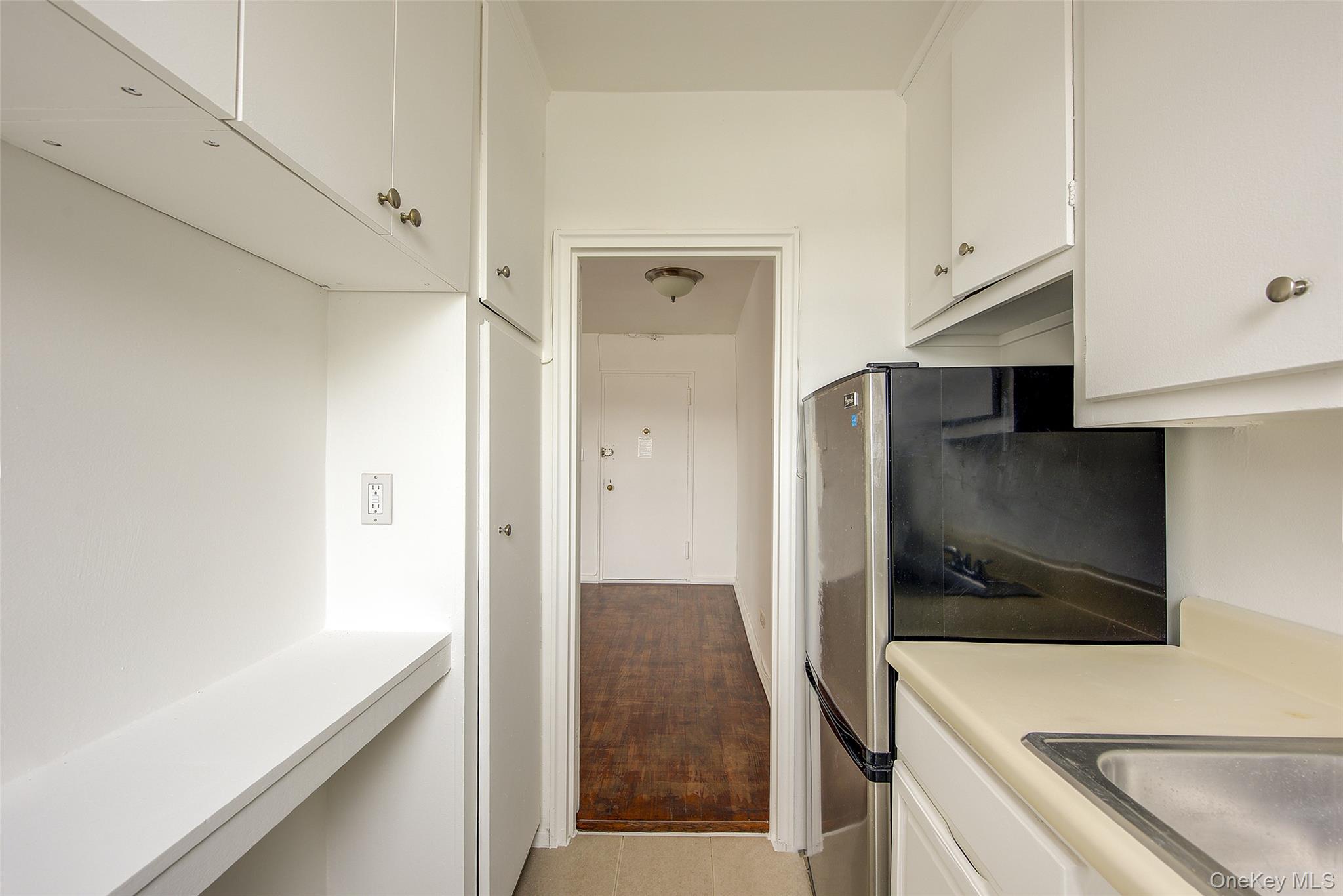 63-45 Saunders Street, Unit 6H photo 21