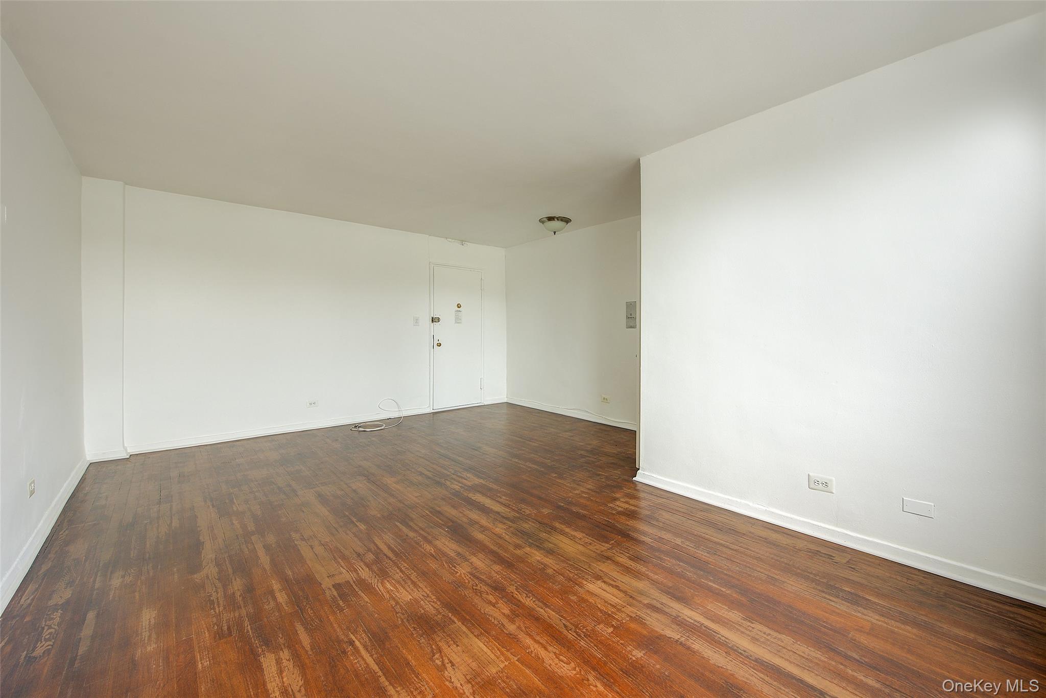 63-45 Saunders Street, Unit 6H photo 5
