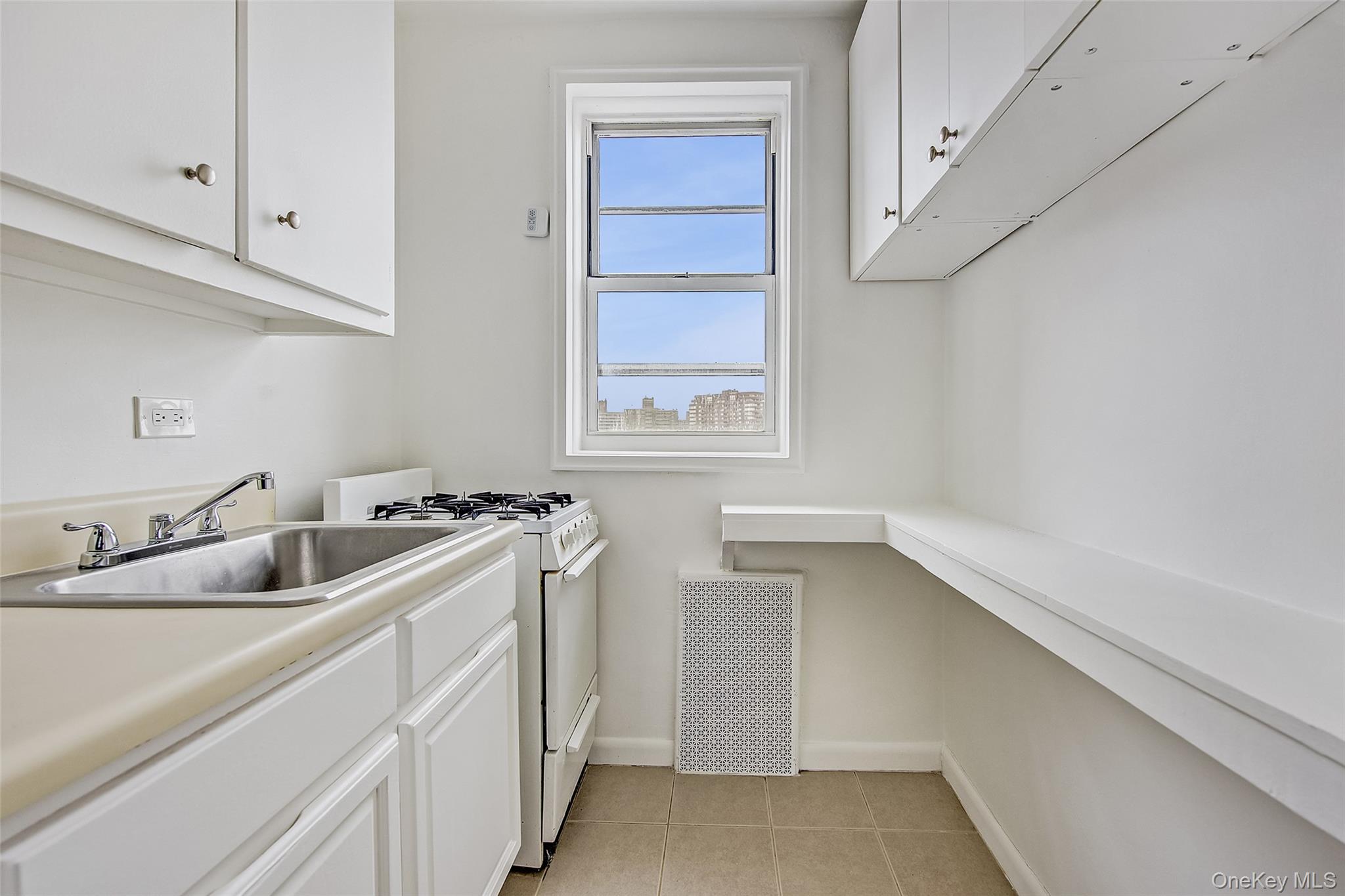63-45 Saunders Street, Unit 6H photo 20