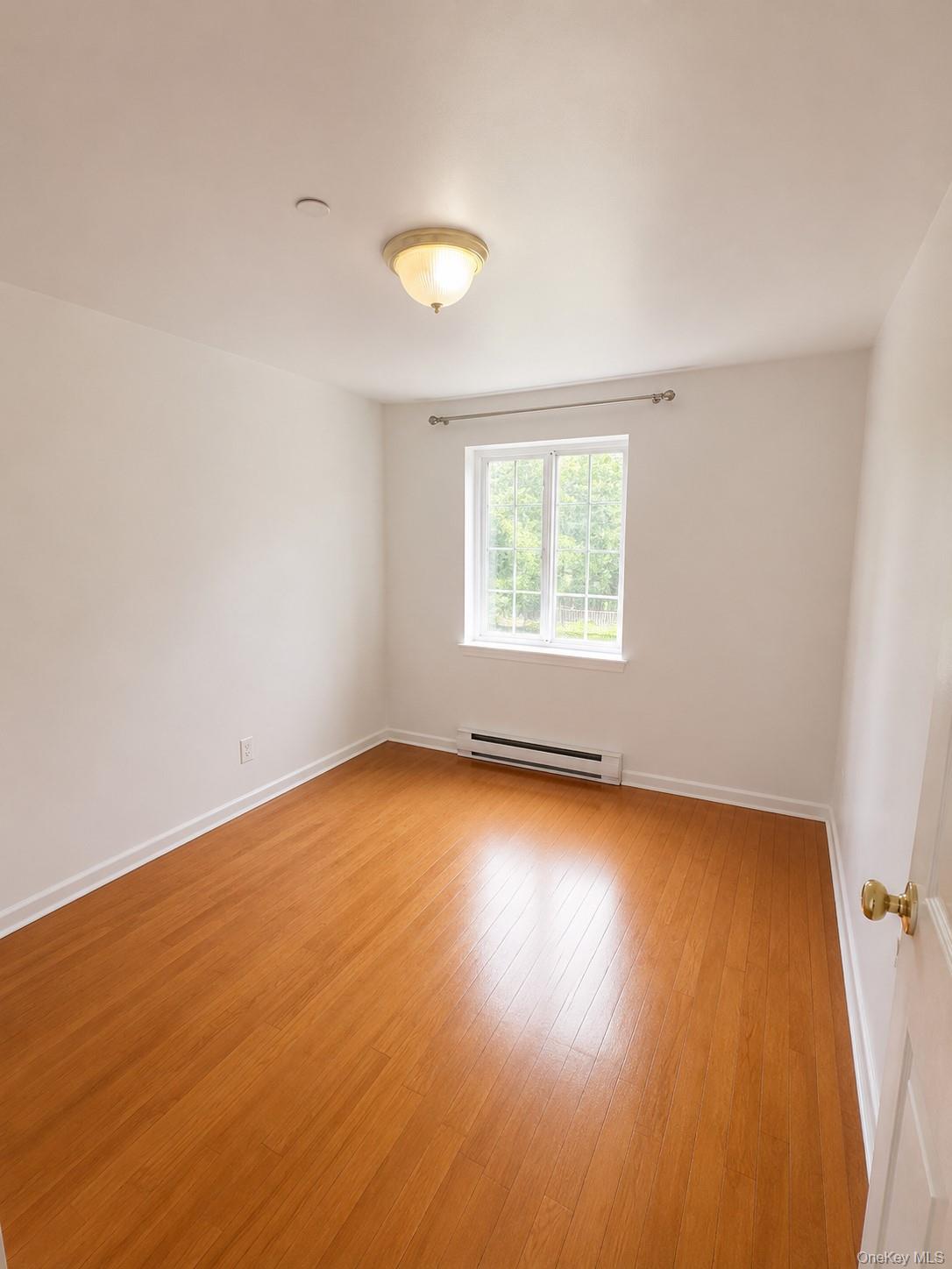 35-06 Leavitt Street, Unit 4F photo 10