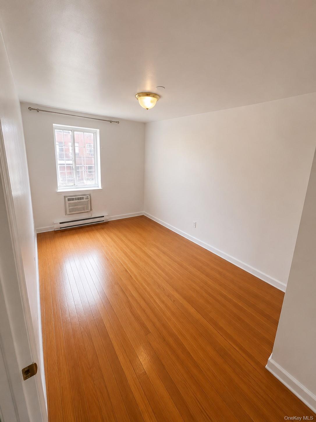 35-06 Leavitt Street, Unit 4F photo 6