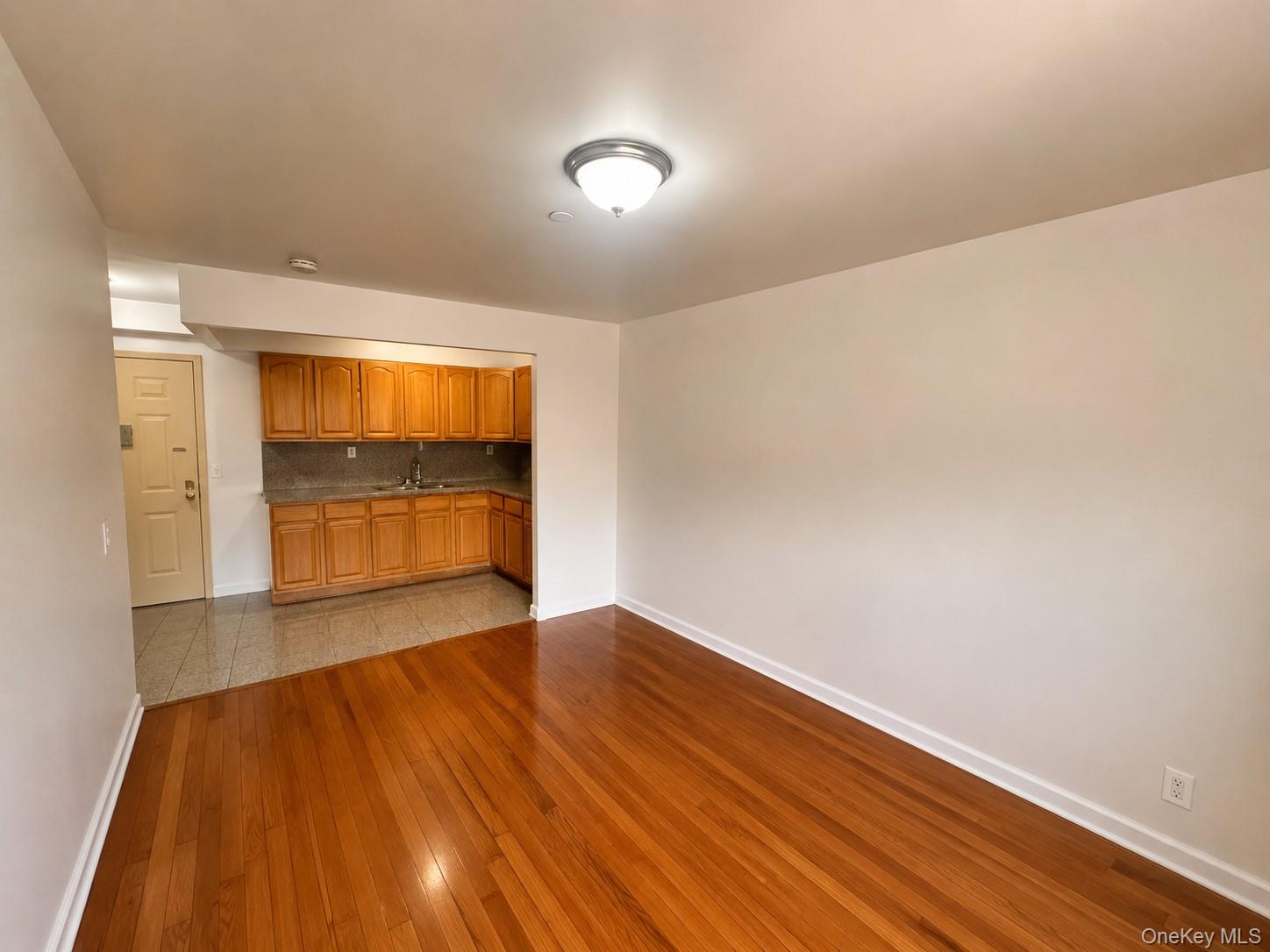 35-06 Leavitt Street, Unit 4F photo 12