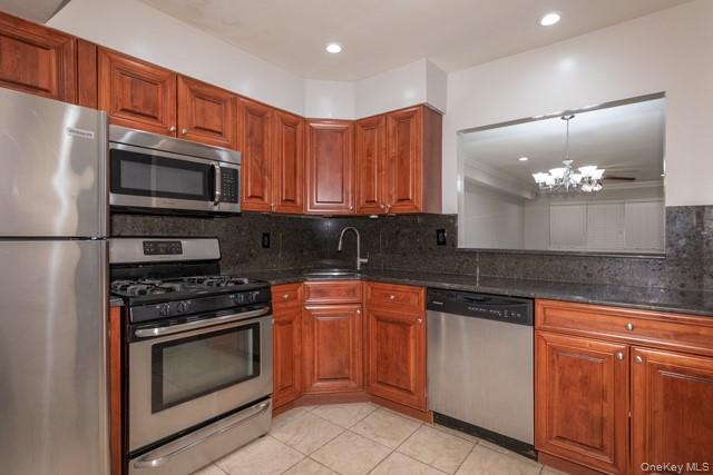 248 Lake Pointe Drive, Unit 255 photo 2