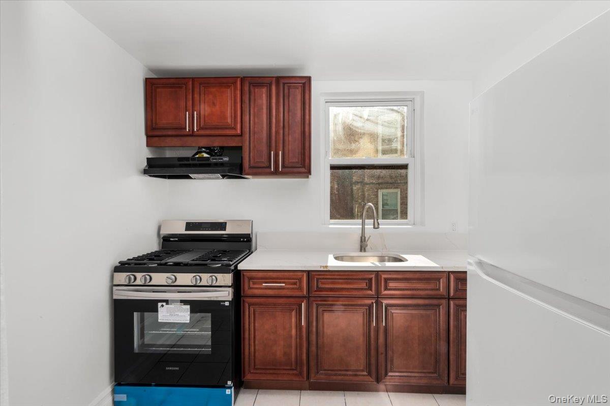 3716 68th Street – For Sale photo 12