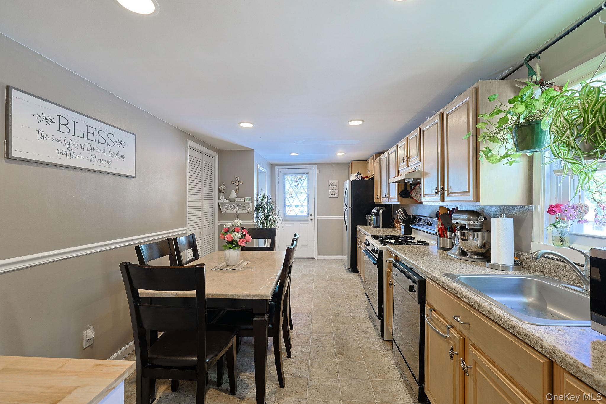 18 Sunset Trail – For Sale photo 13