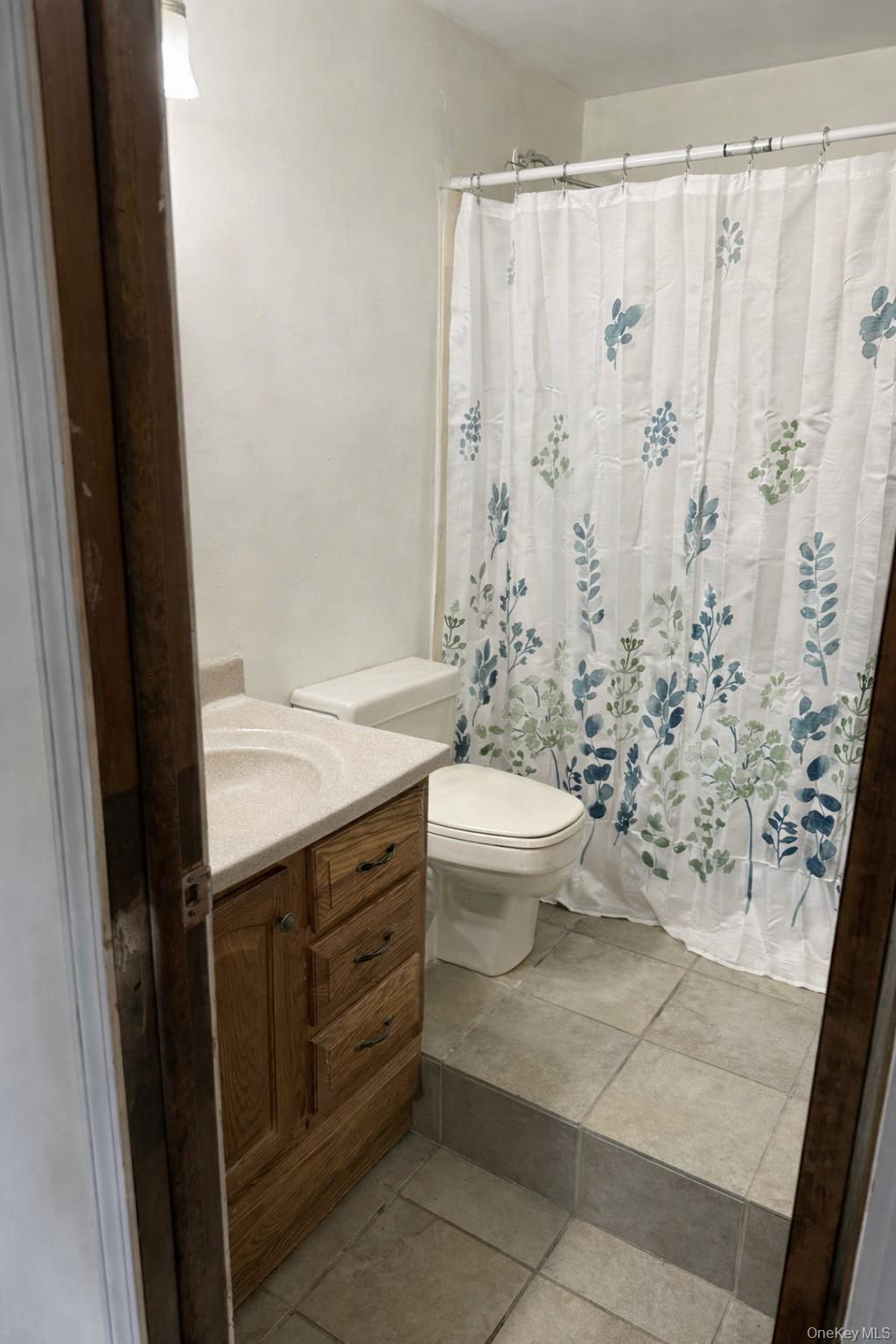 180 Winston Drive – For Rent photo 11