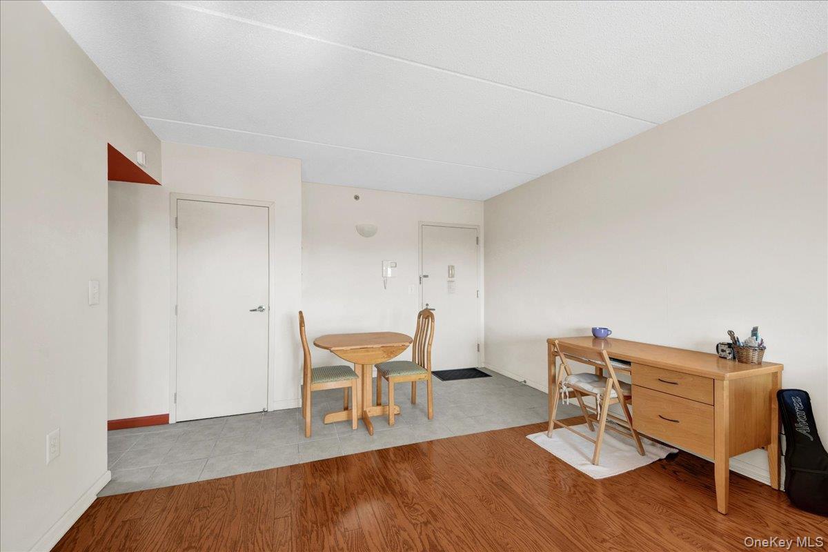 1275 Grant Avenue, Unit 10E photo 5