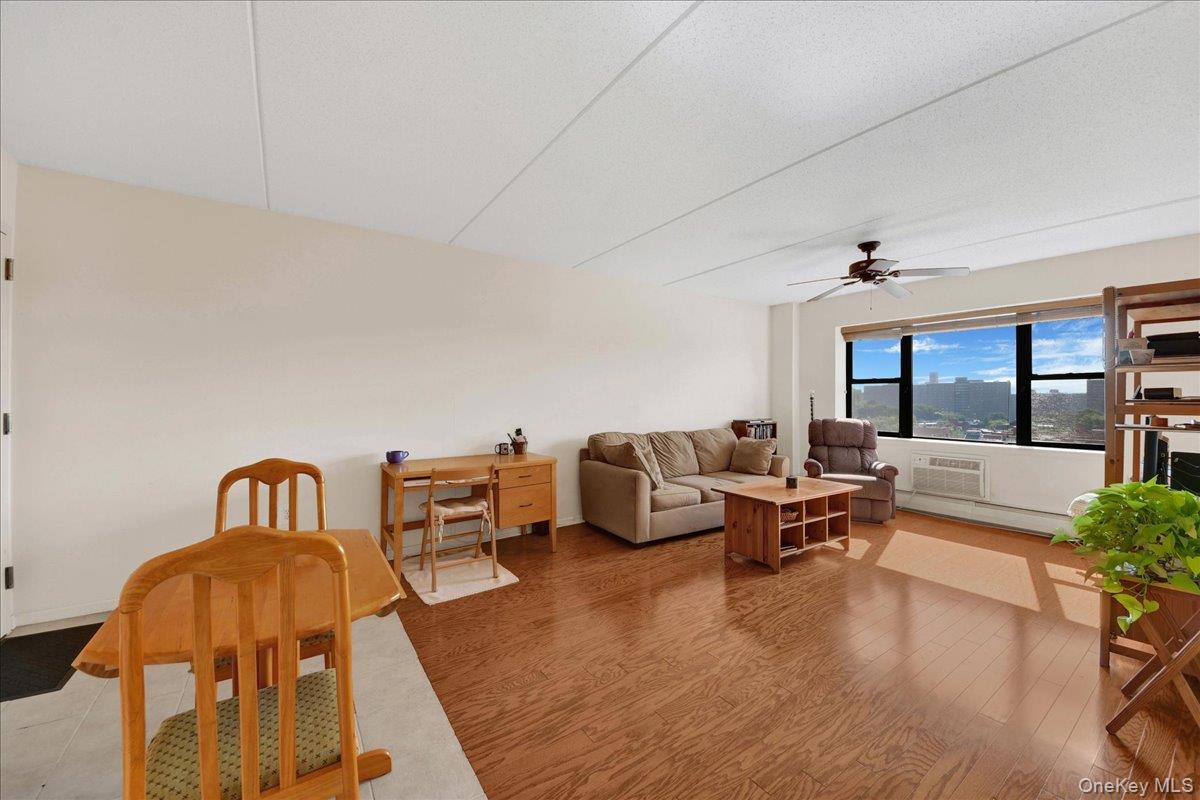 1275 Grant Avenue, Unit 10E photo 3