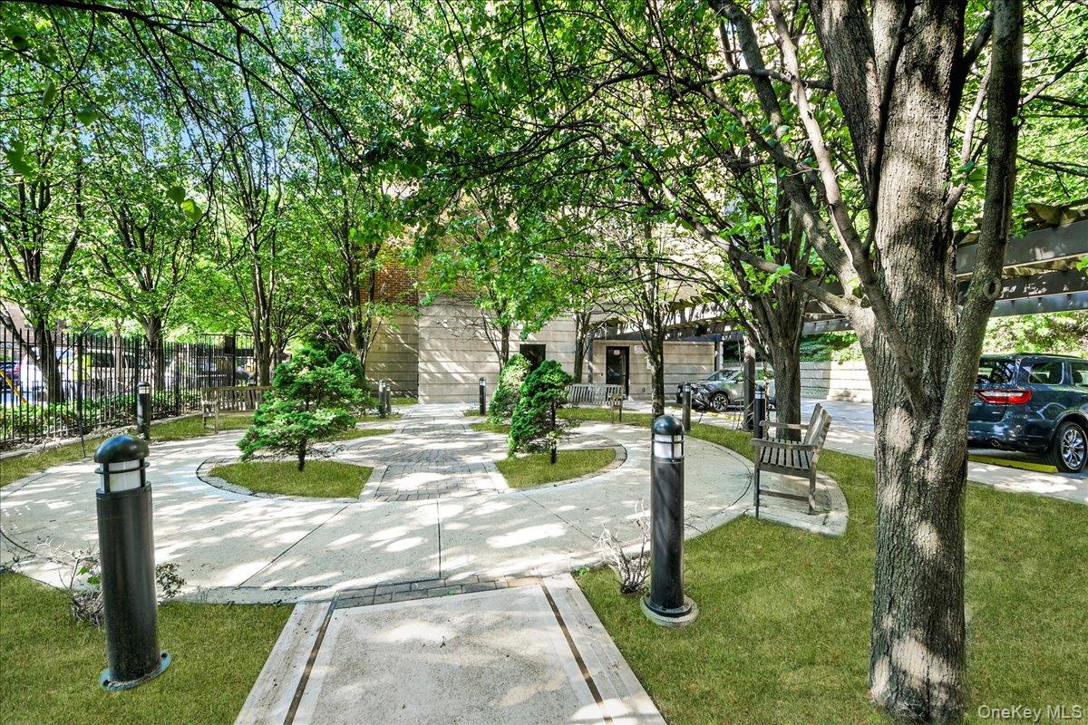1275 Grant Avenue, Unit 10E photo 10