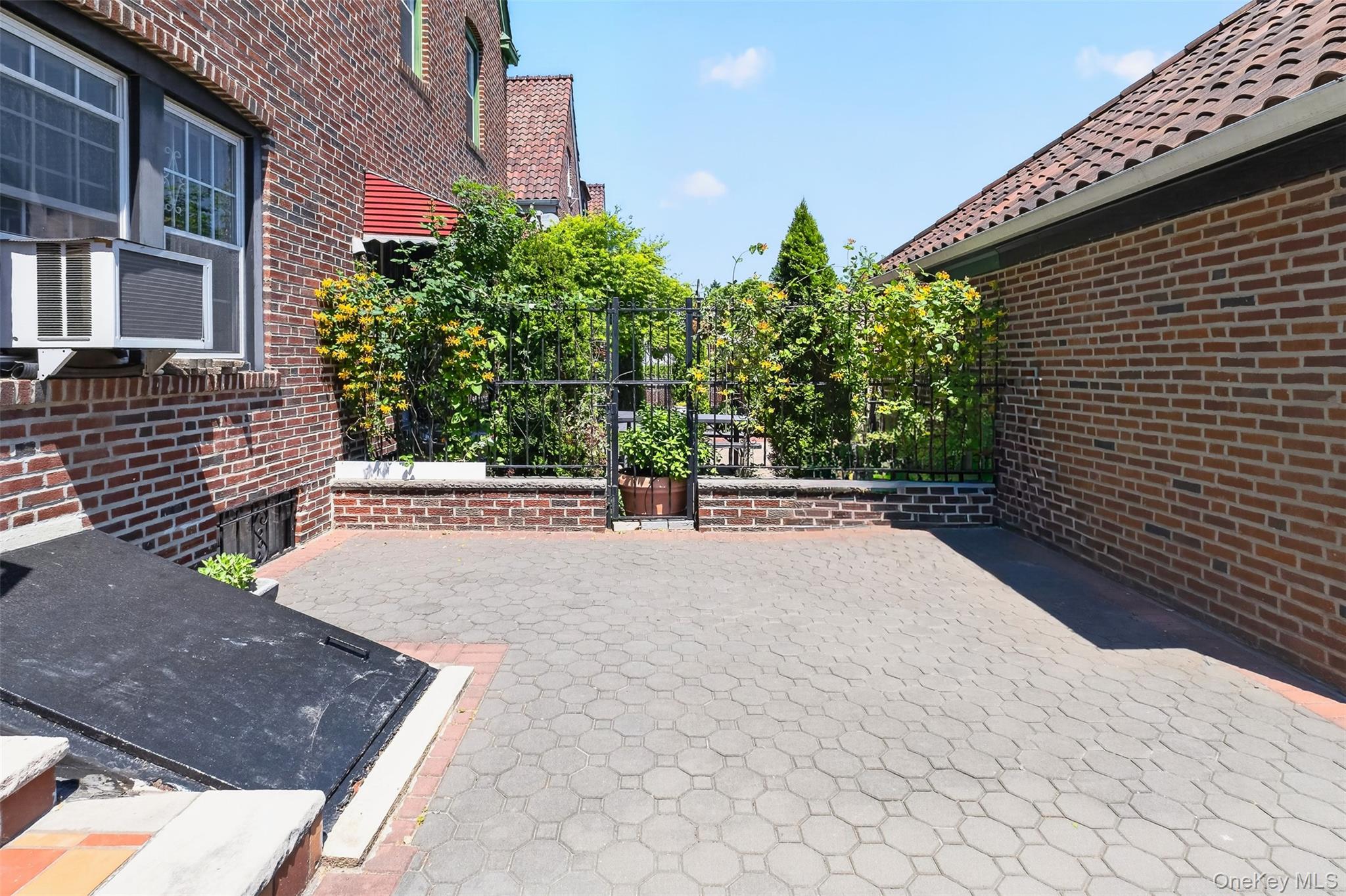34-39 75th Street – For Rent photo 14