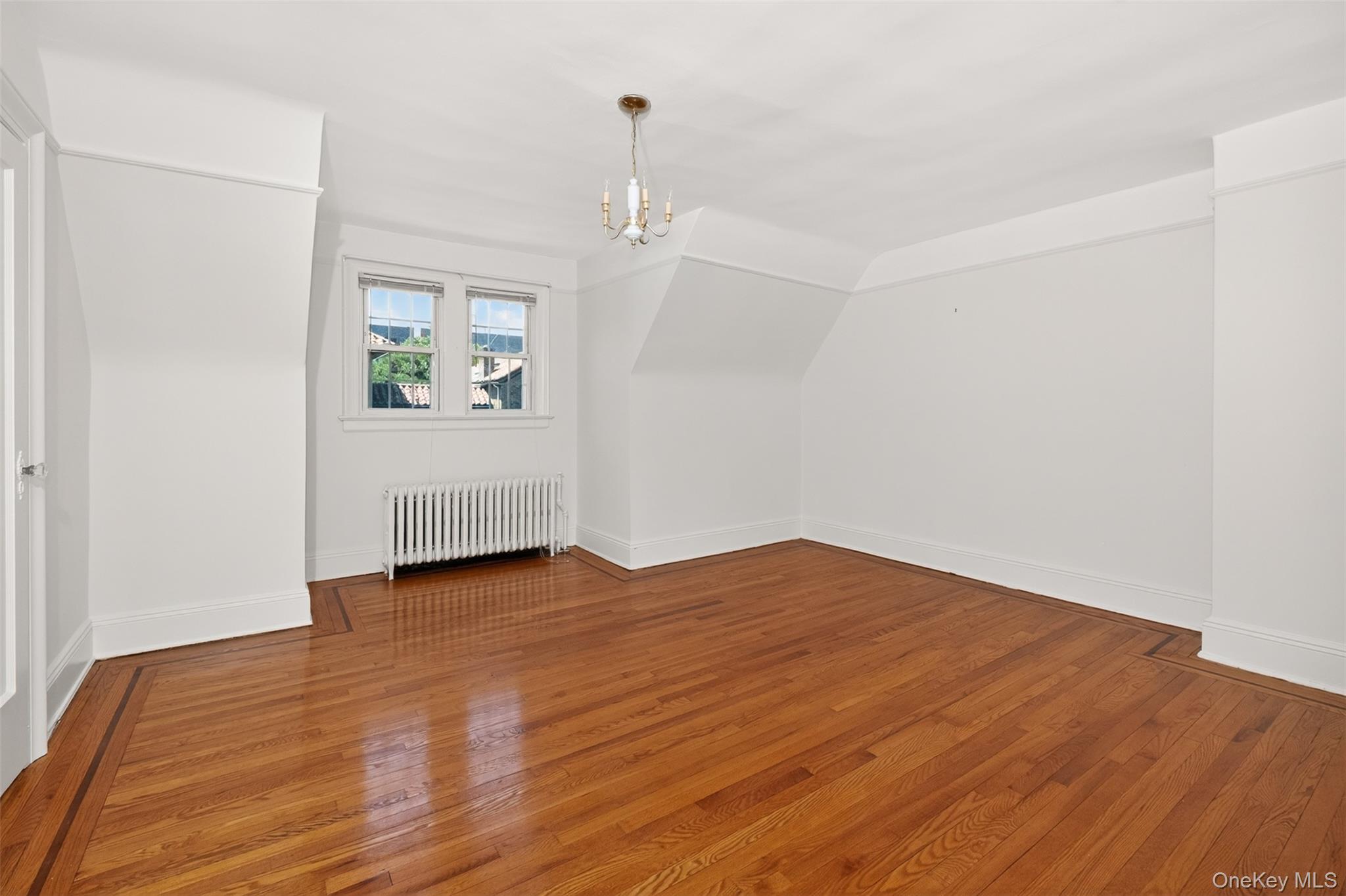 34-39 75th Street – For Rent photo 10