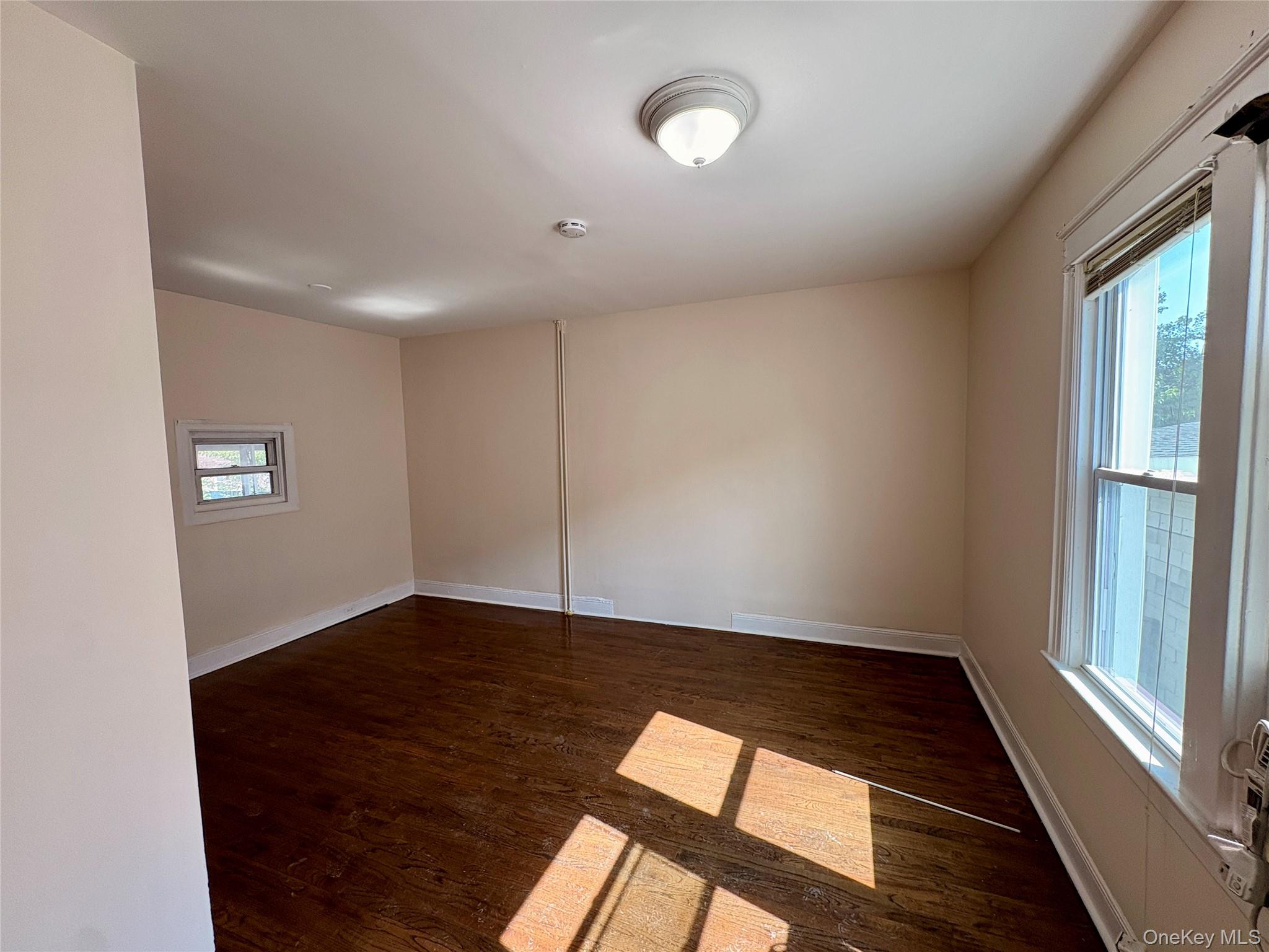 2910 Baisley Avenue – For Sale photo 16