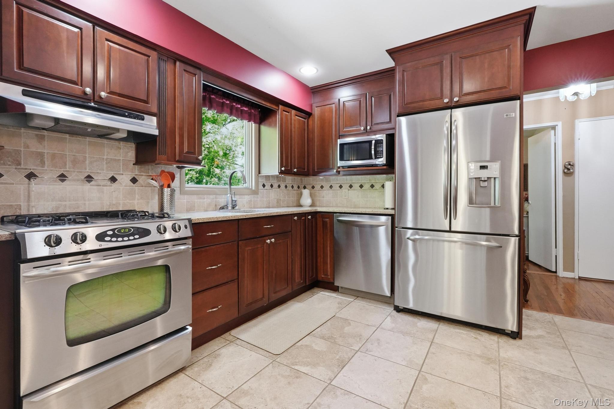 41 Semon Road – For Sale photo 5
