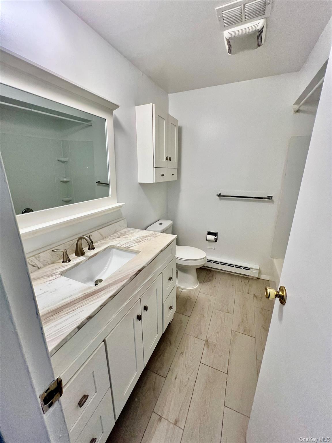 20 Pierces Road, Unit 3 photo 8