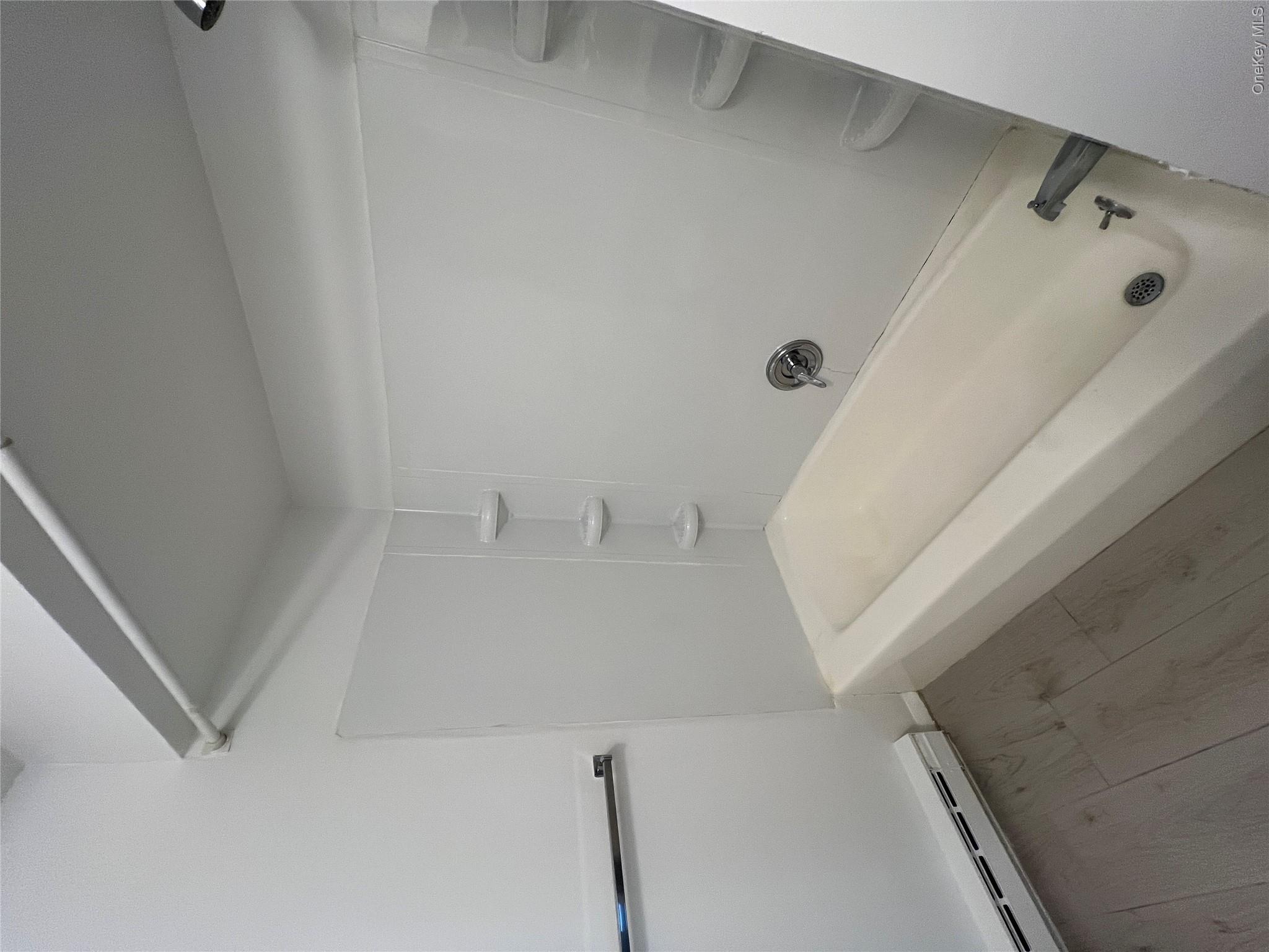 20 Pierces Road, Unit 3 photo 7