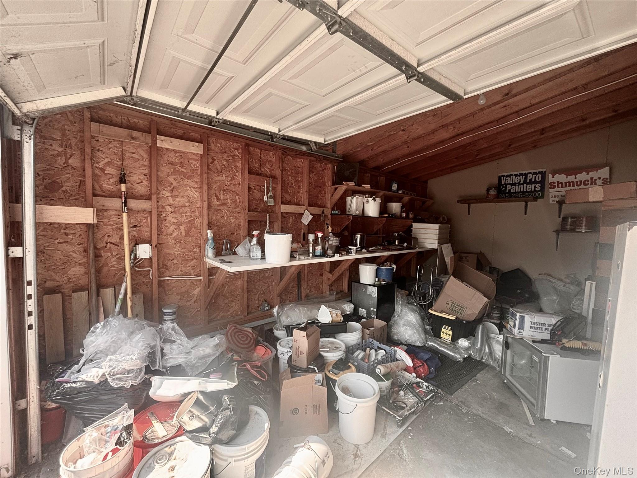 28 Davis Street, Unit Garage photo 2