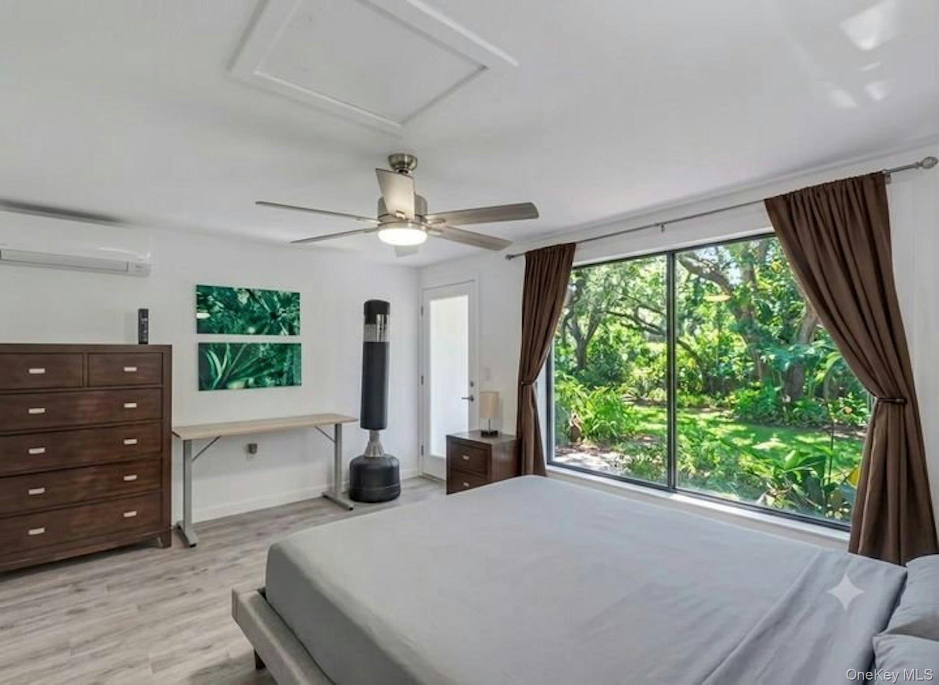 6 Woods Road – For Sale photo 14