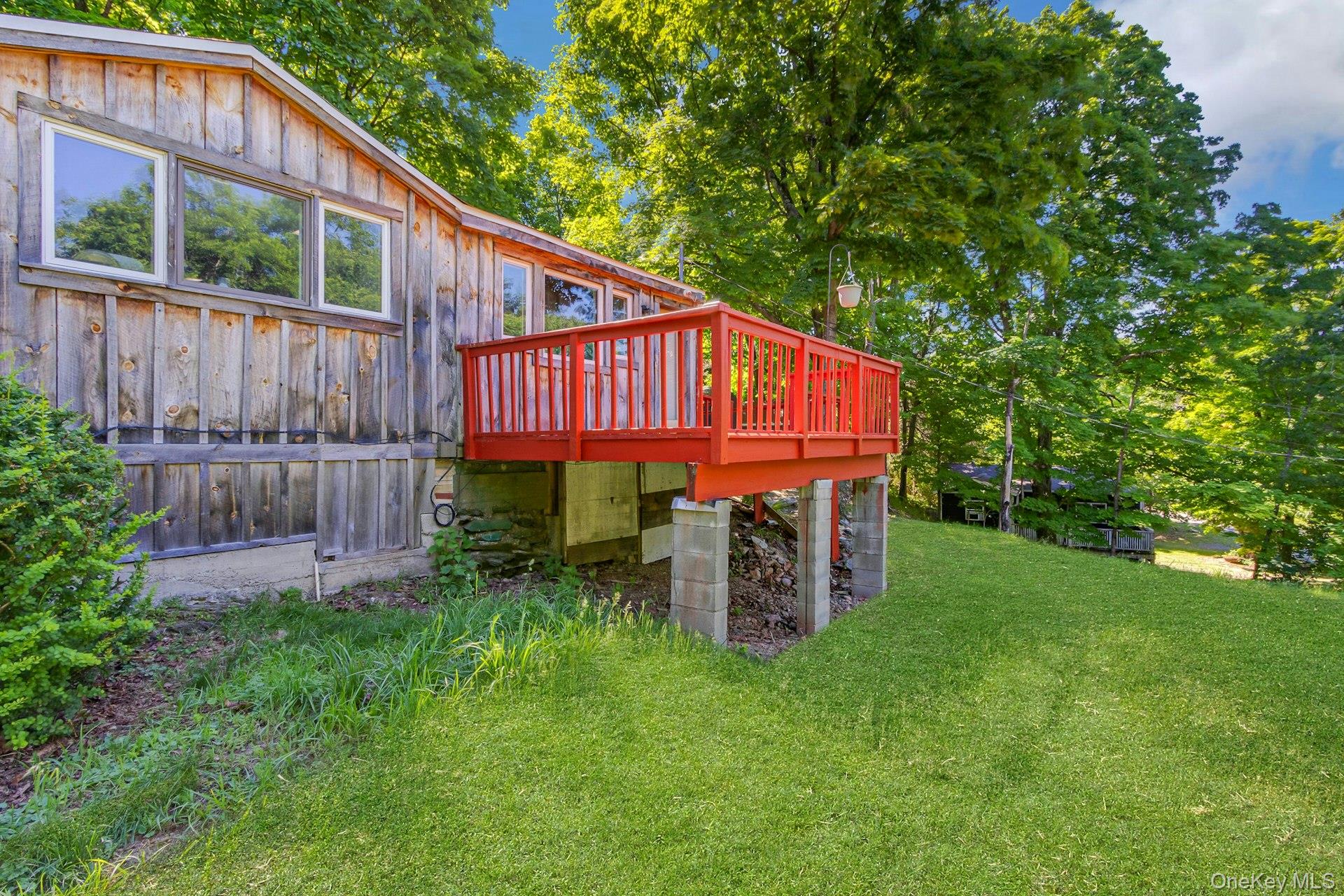 6 Woods Road – For Sale photo 32
