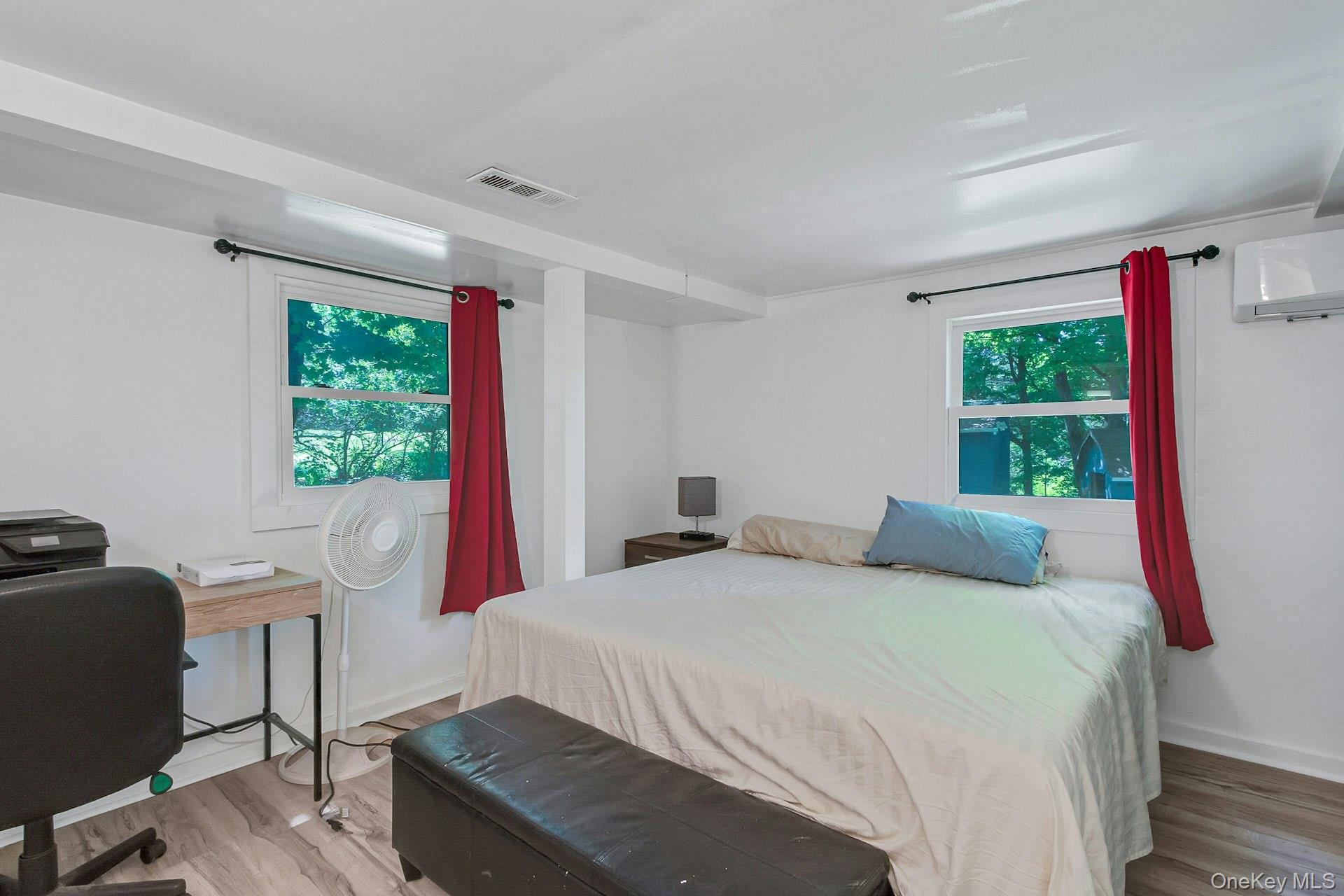 6 Woods Road – For Sale photo 18