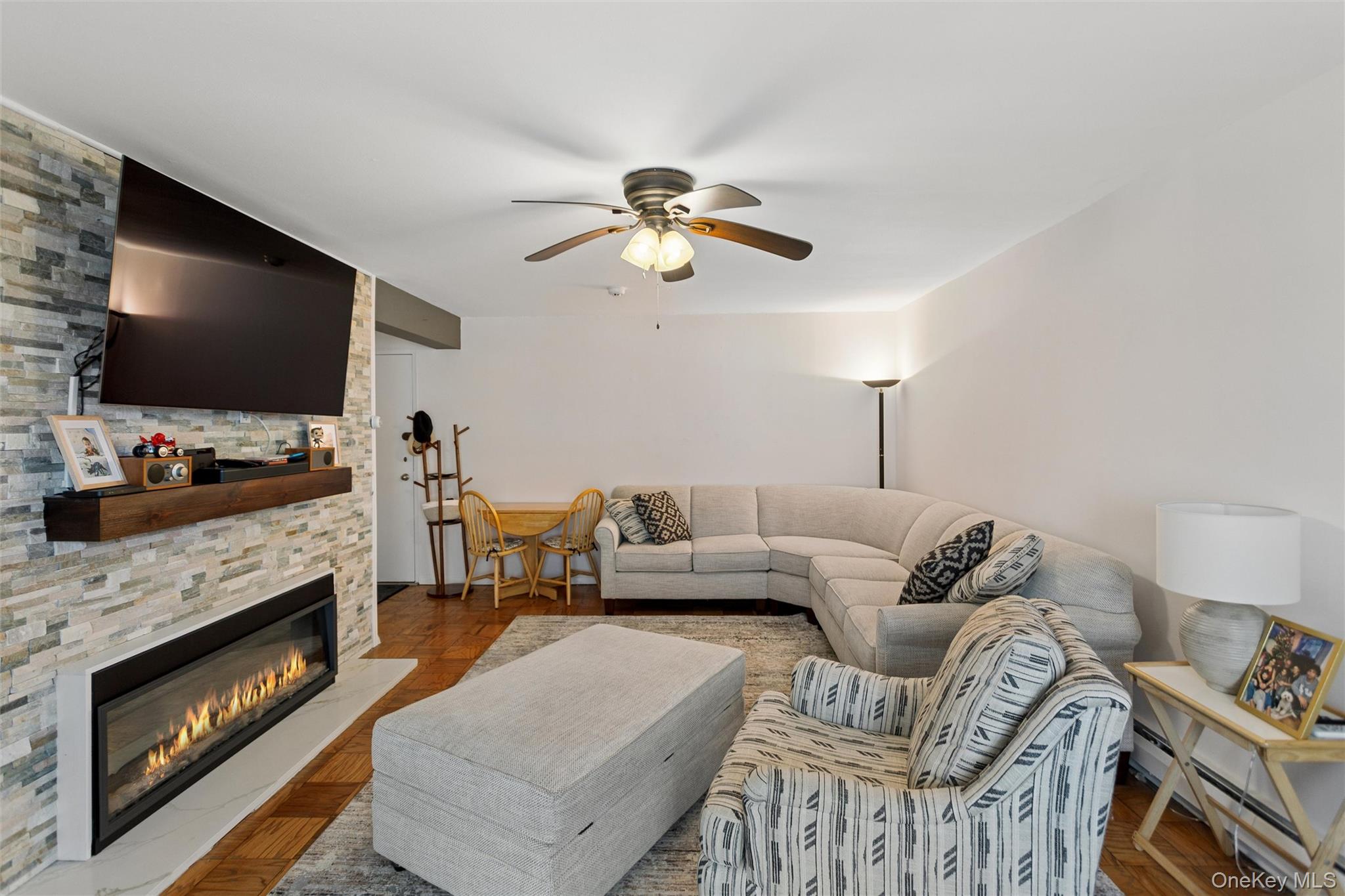 420 Shore Road, Unit 5E photo 4