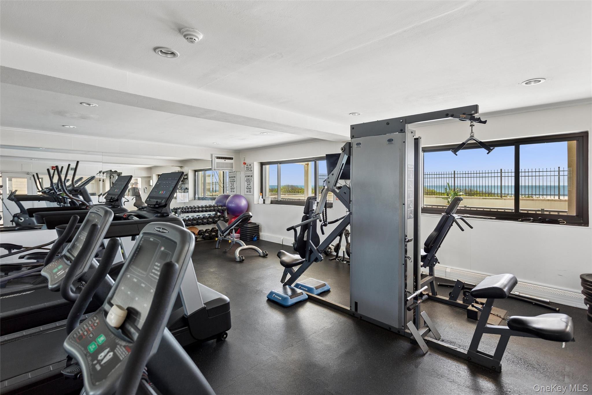420 Shore Road, Unit 5E photo 27
