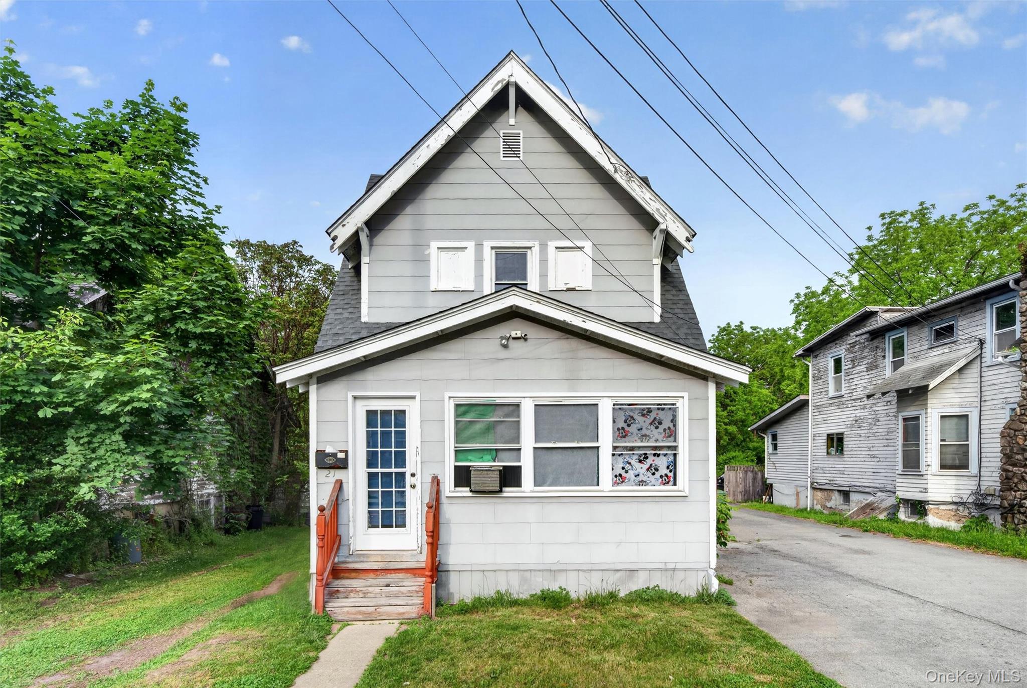 21 Dolson Avenue – For Sale