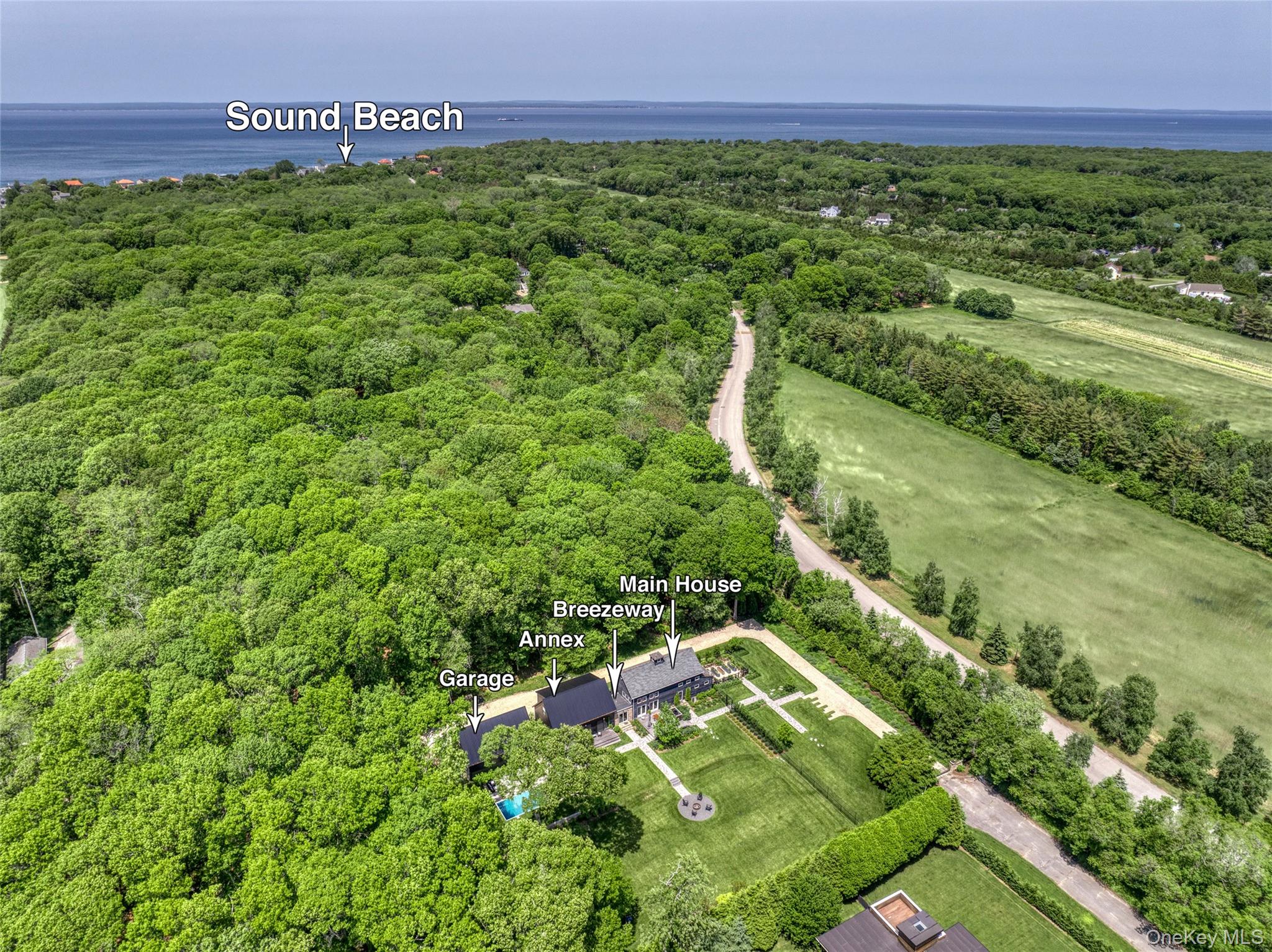 745 Golfview Court – For Rent photo 4