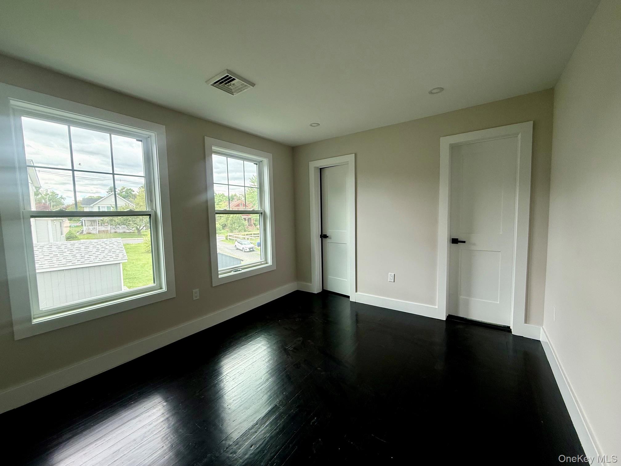7 Frost Lane – For Sale photo 22