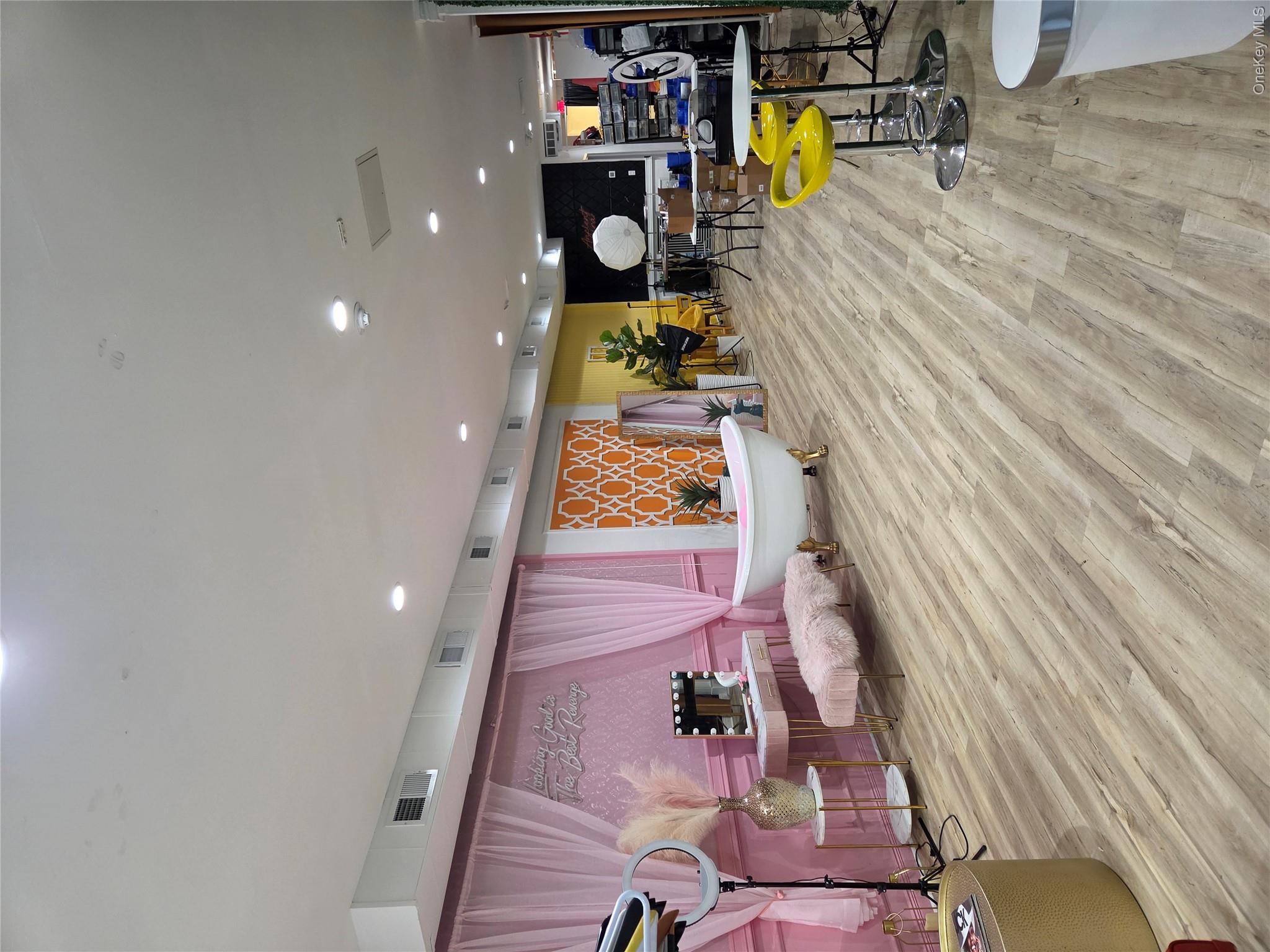 72 s central Avenue – For Rent photo 5