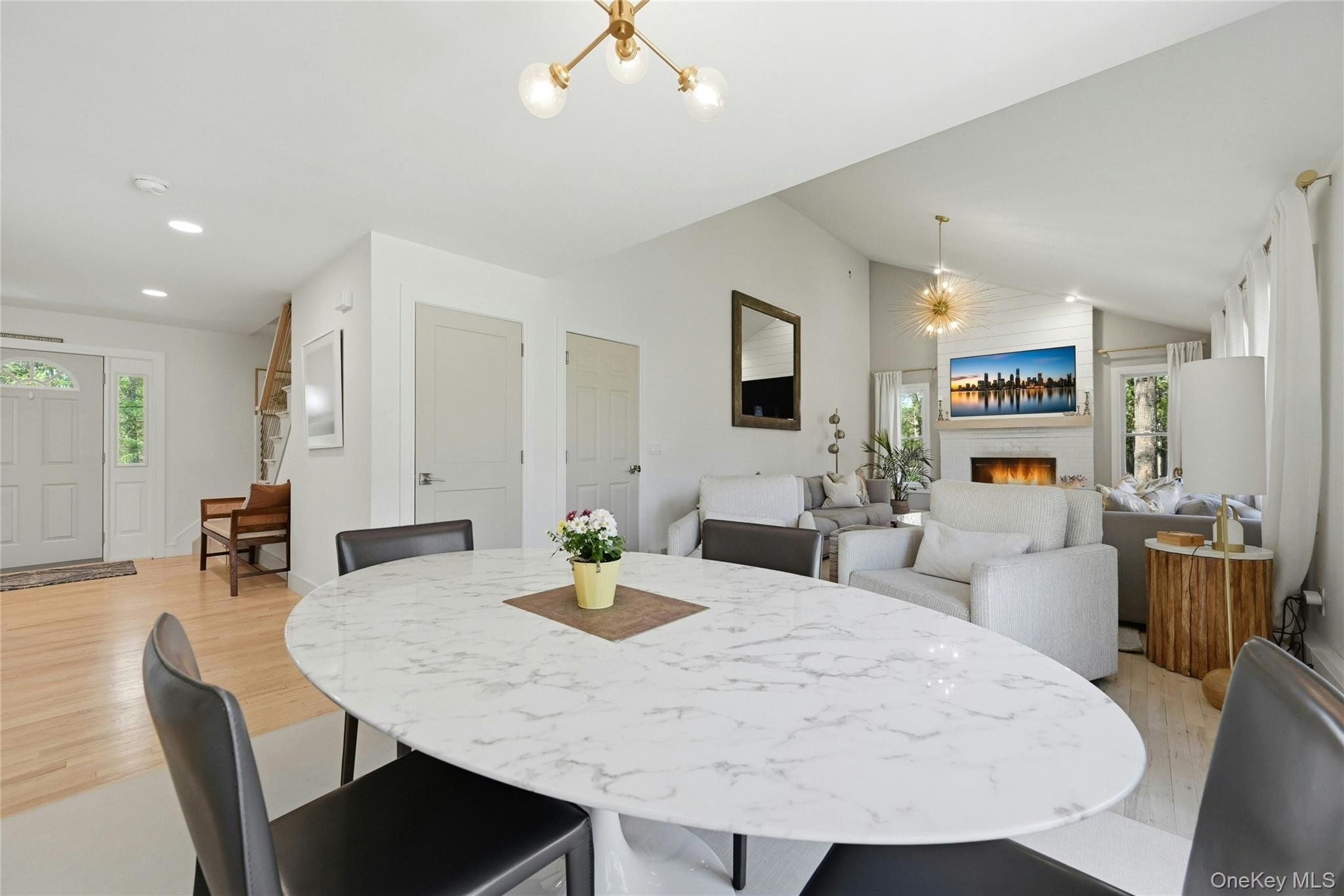 875 Deerfoot Path – For Rent photo 16