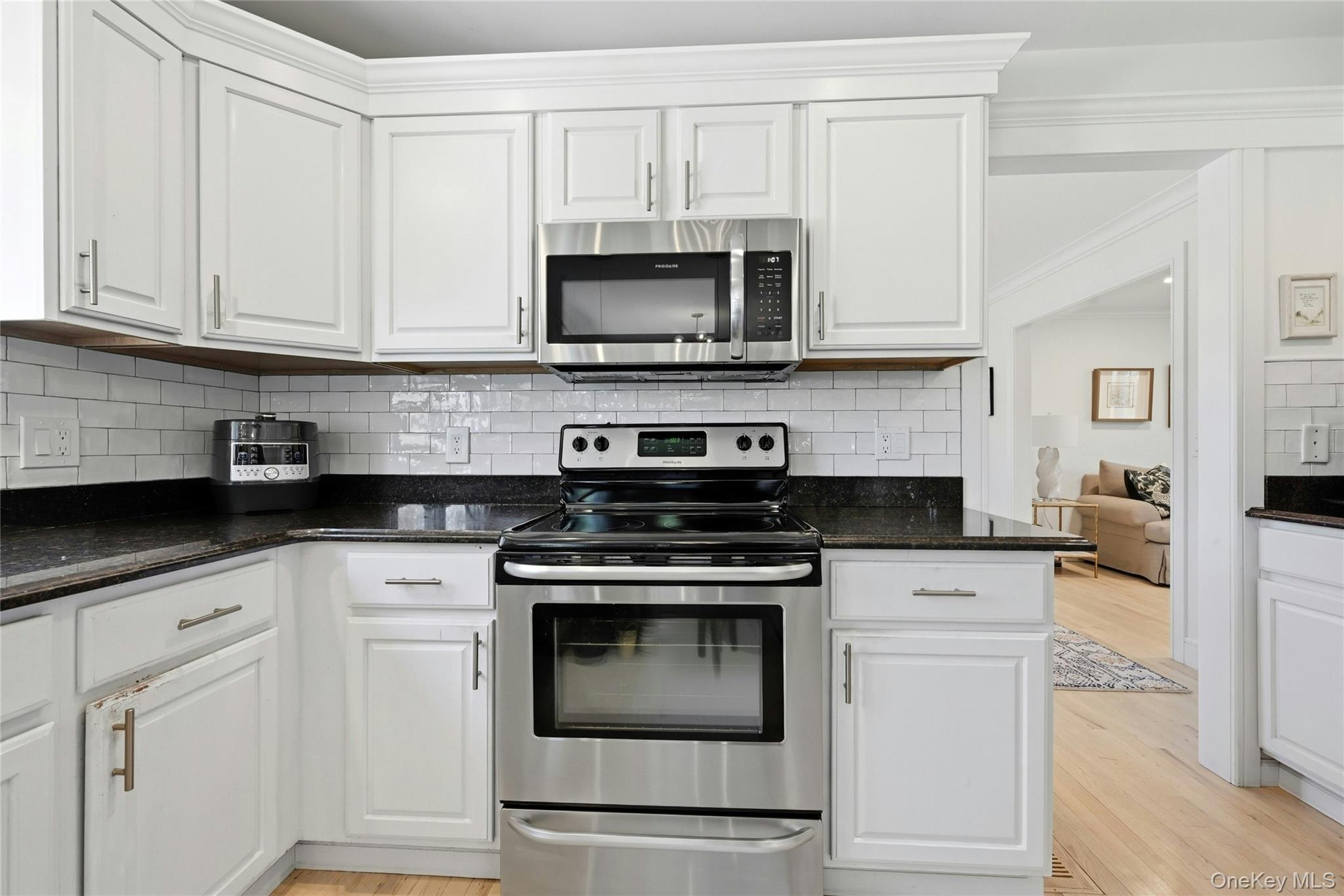875 Deerfoot Path – For Rent photo 11