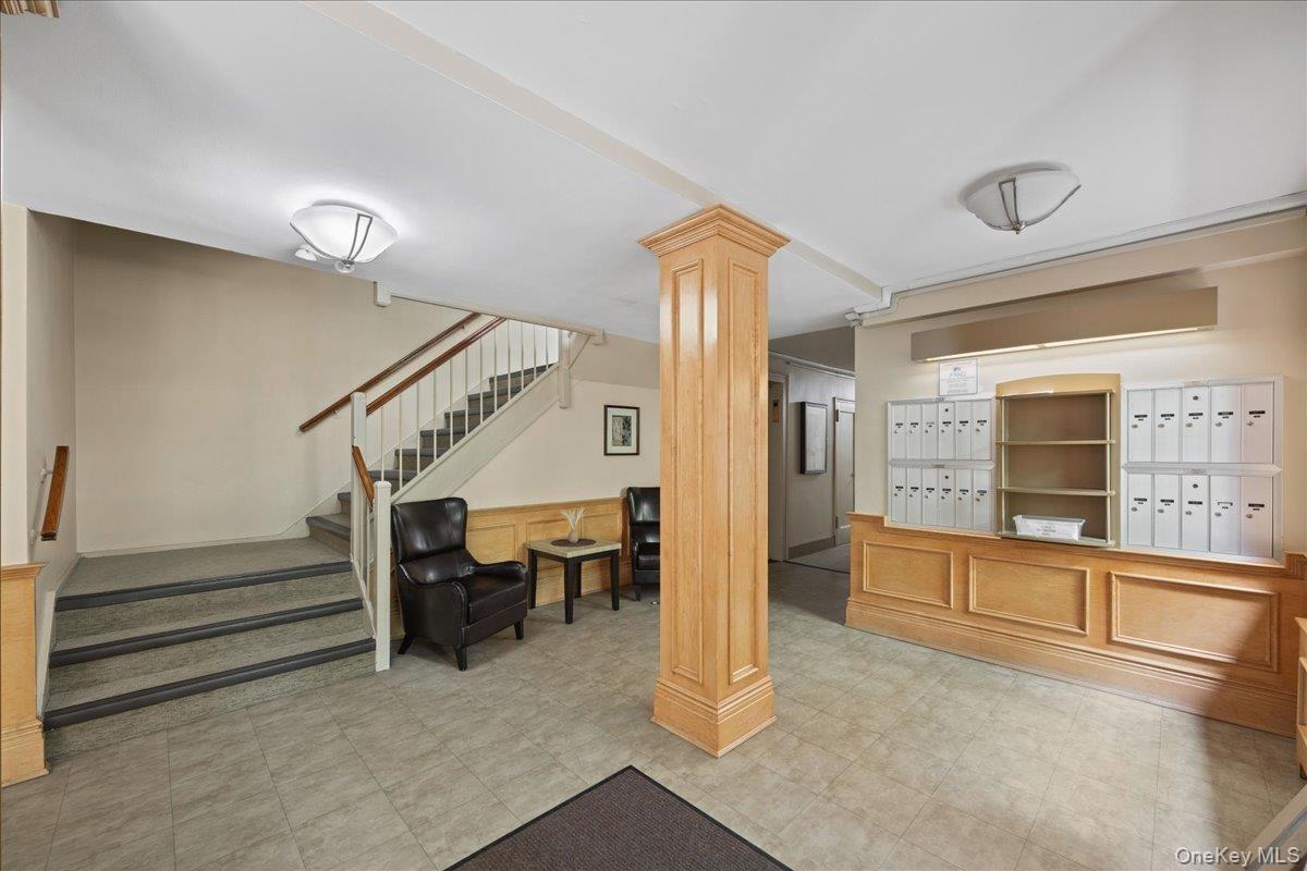 51 White Oak Street, Unit 4D photo 2