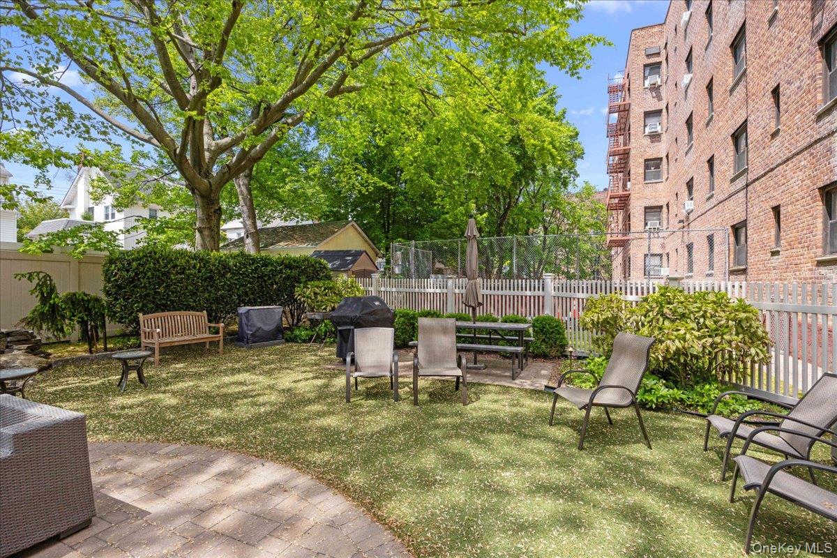 51 White Oak Street, Unit 4D photo 20