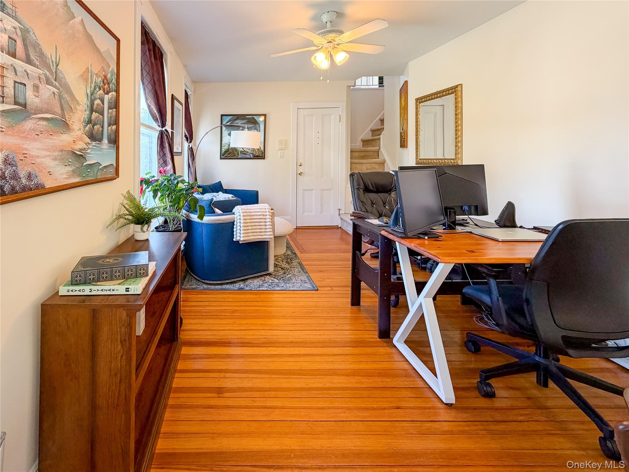 43 W Neck Road, Unit Apt 1 photo 4