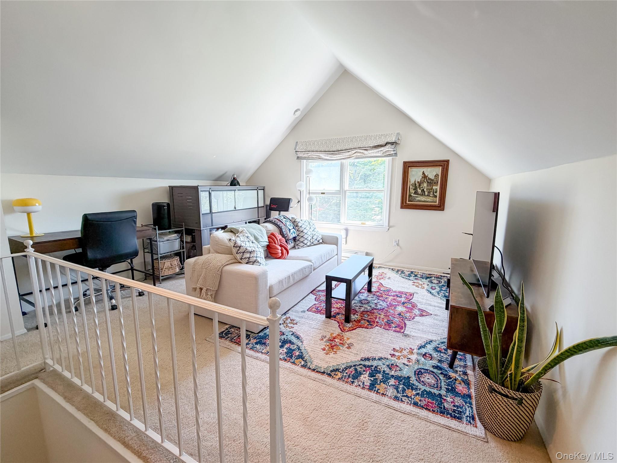 43 W Neck Road, Unit Apt 1 photo 9