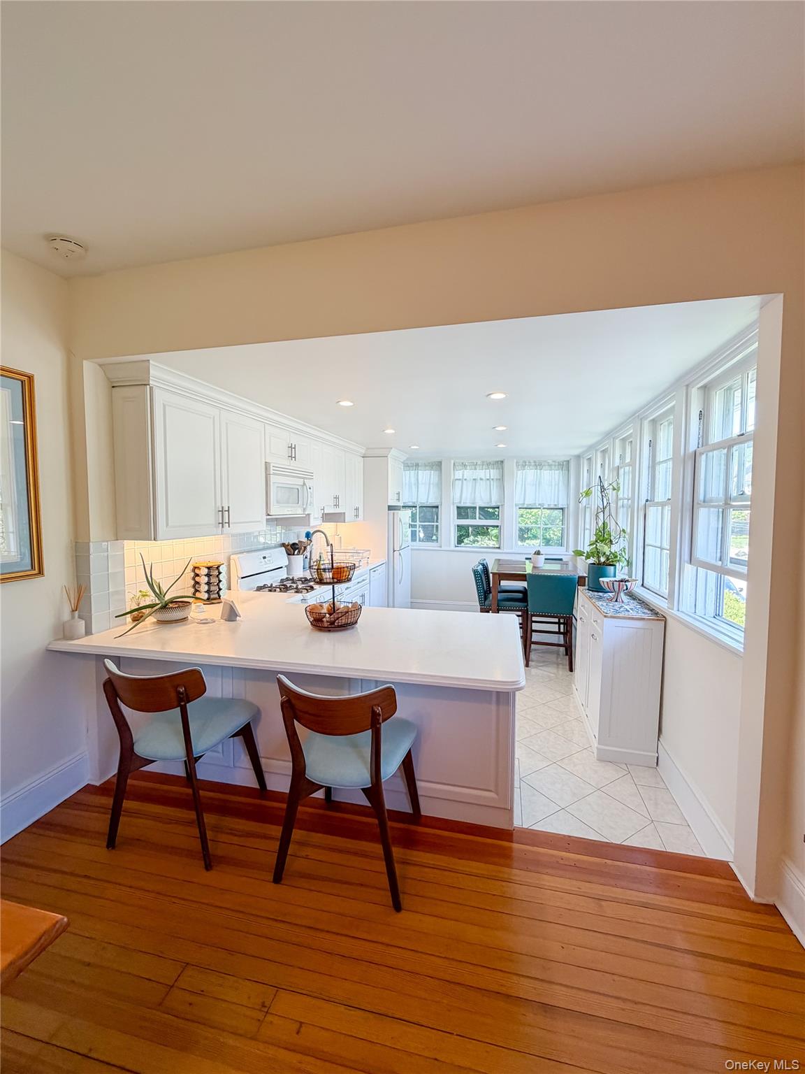 43 W Neck Road, Unit Apt 1 photo 5