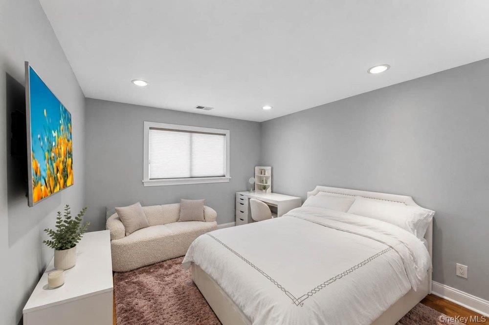 76 Estate Drive – For Sale photo 14