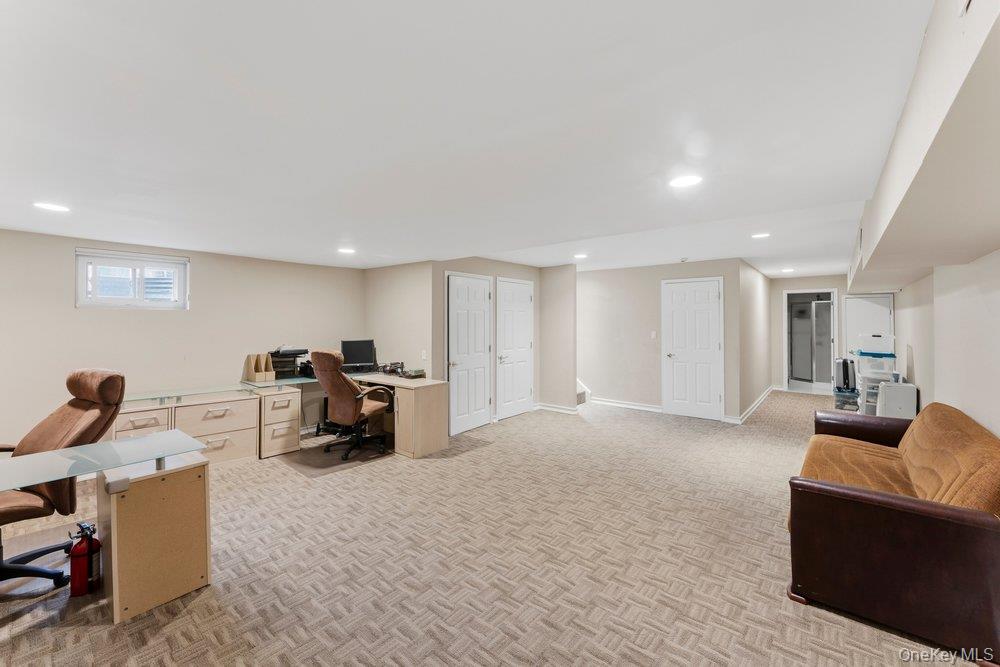 76 Estate Drive – For Sale photo 18