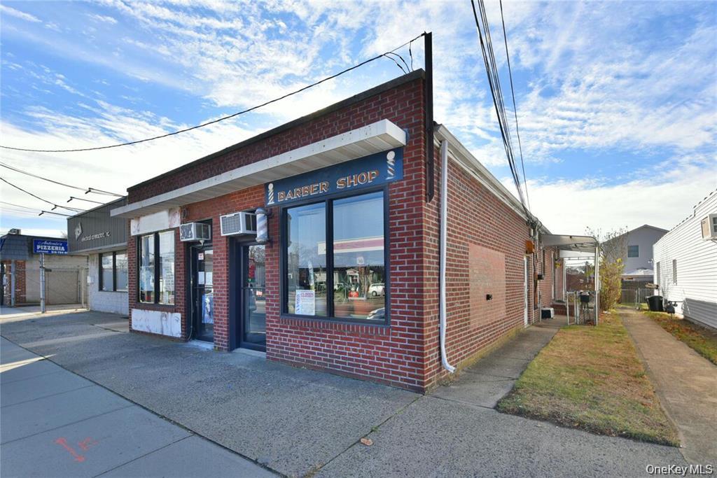 542 East Meadow Avenue – For Rent photo 4