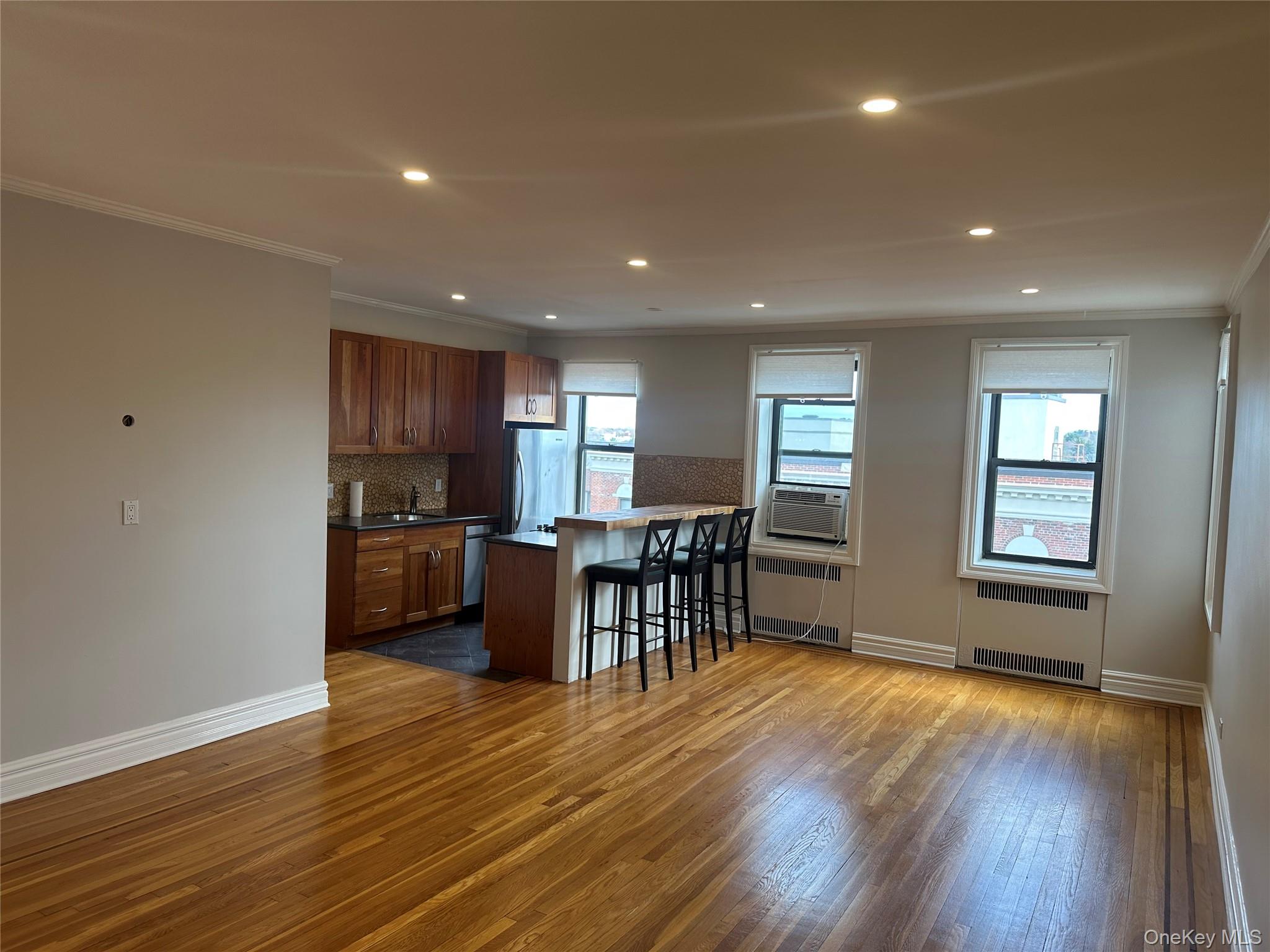 300 Main Street, Unit 6K photo 4