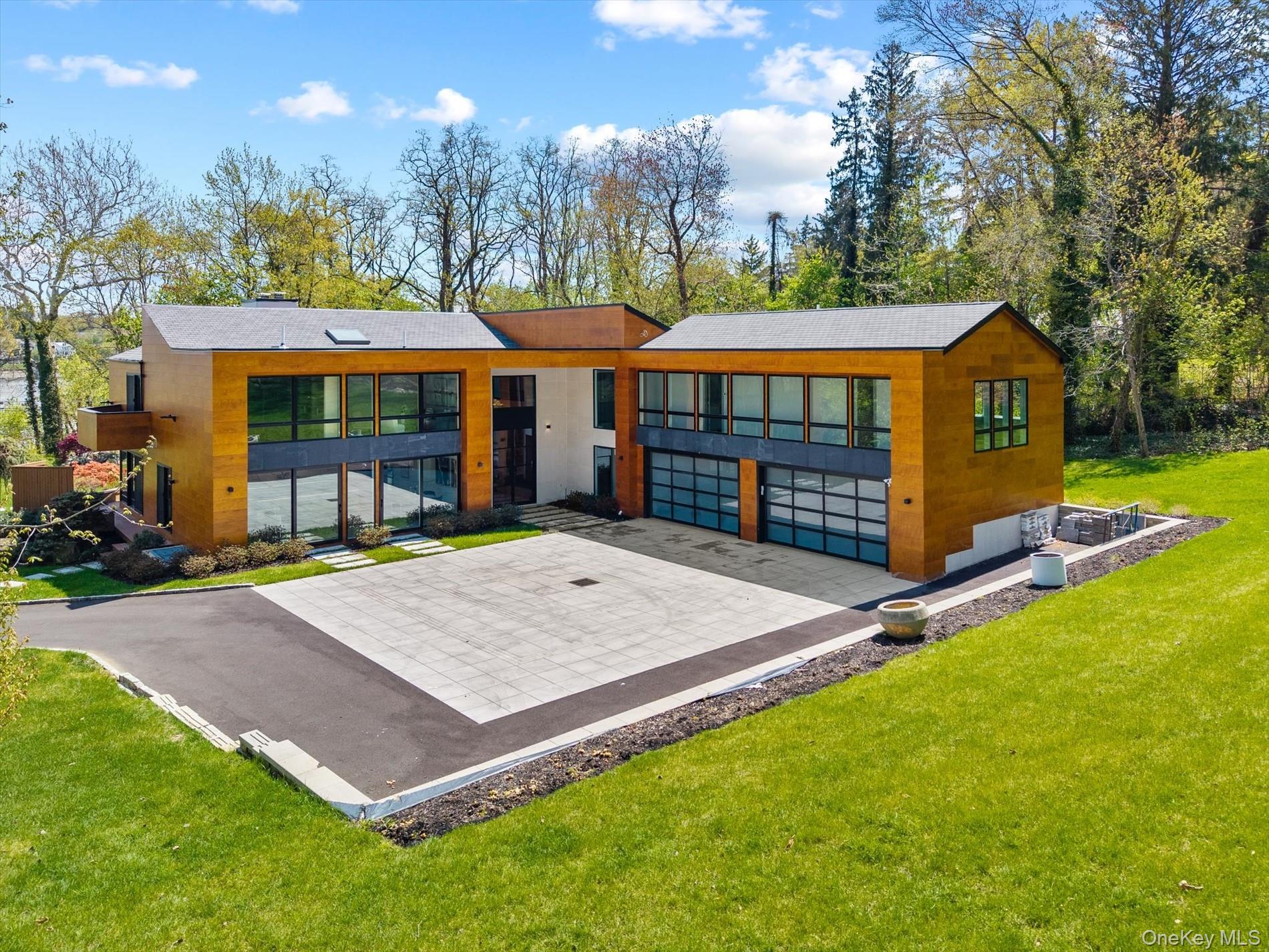 369 E Shore Road – For Sale photo 42
