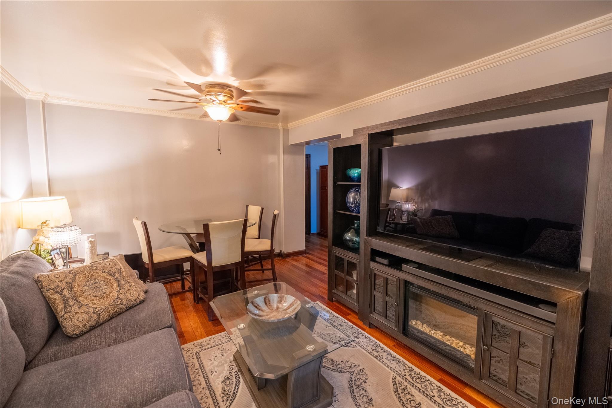 120-10 85th Avenue, Unit 5H photo 2
