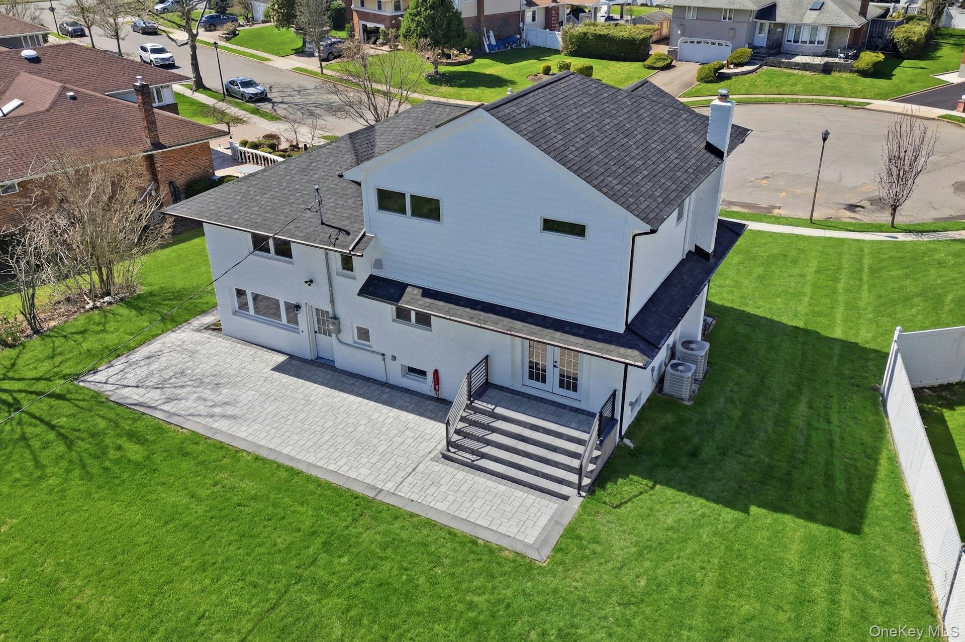 2040 Wellington Court – For Sale photo 47
